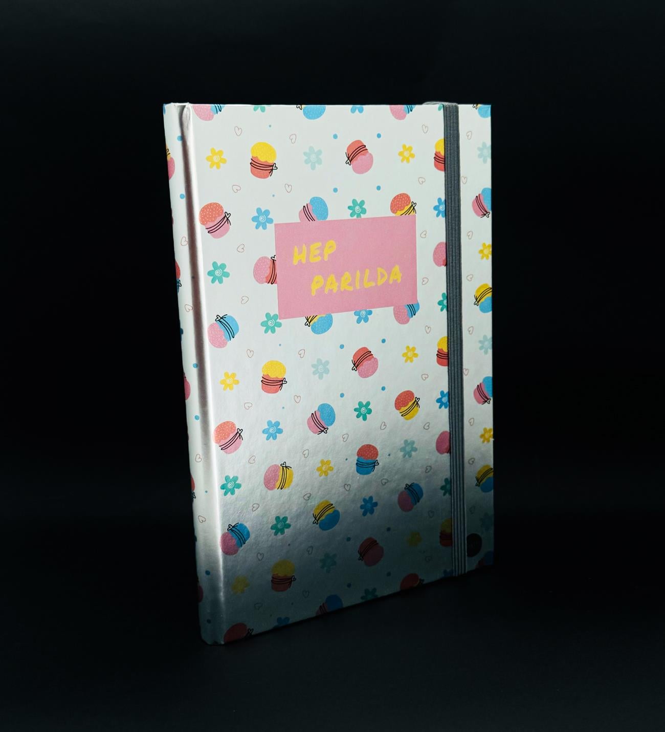 Hep Parılda Tasarımlı Metal Kapaklı Lastikli DeftergiftmodaBAM-1200	