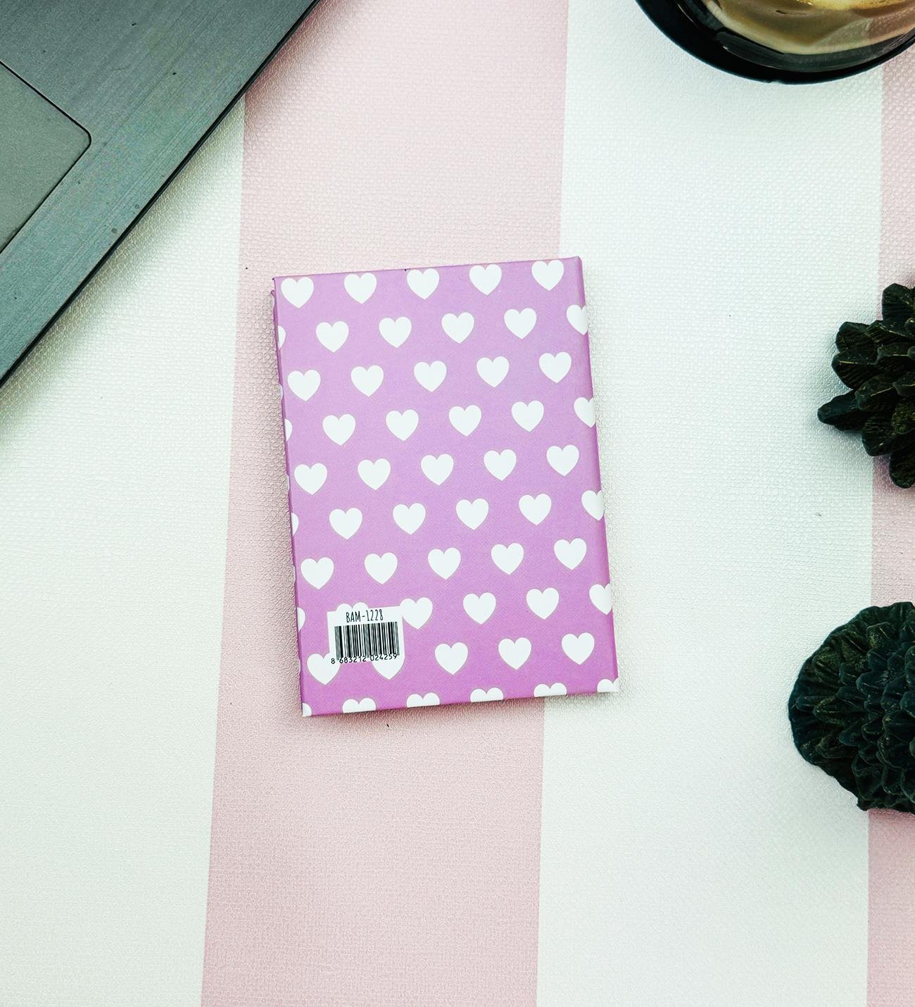 Sütü Çilekli V2 Tasarımlı Sert Kapaklı Mini Defter	giftmodaBam-1228-5