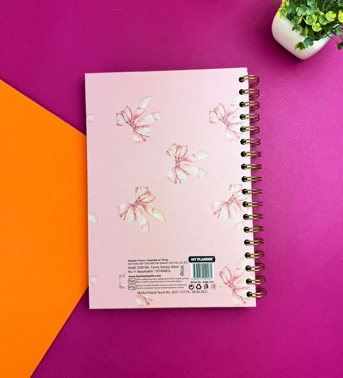 Altın Yaldızlı Fiyonk Tasarımlı Konuşan Ajanda	giftmodaBam-1321	