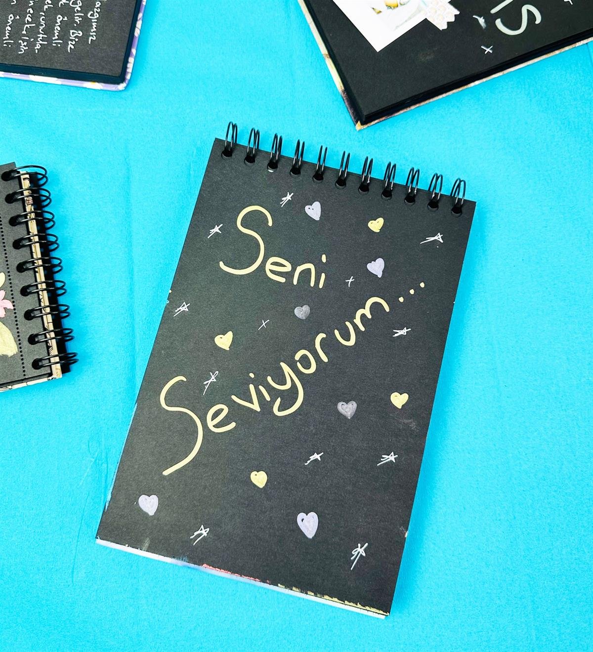 21x14Cm Üstten Spiralli Sketch Book - Eskiz Defteri - Siyah Sayfa - 260 Gr - 56 YaprakgiftmodaBam-3000-Yıldızlı-Gece