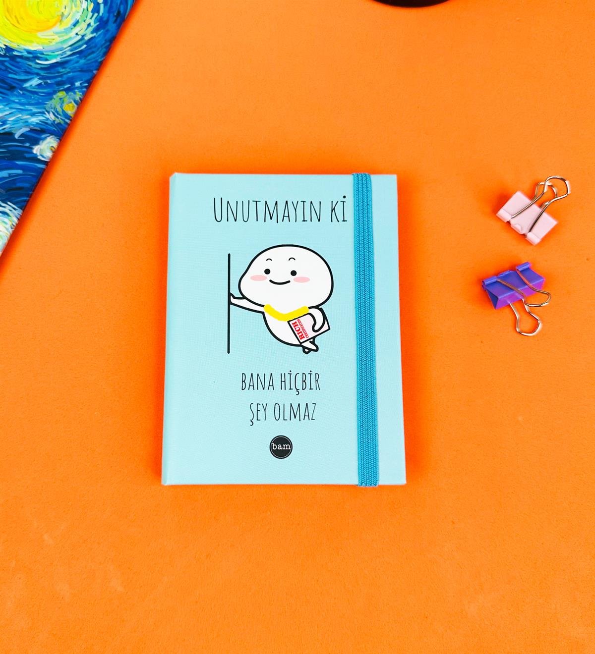 Unutmayın Ki Bana Hiçbir Şey Olmaz Tasarımlı Sert Kapaklı Mini DeftergiftmodaBam-1029-7	