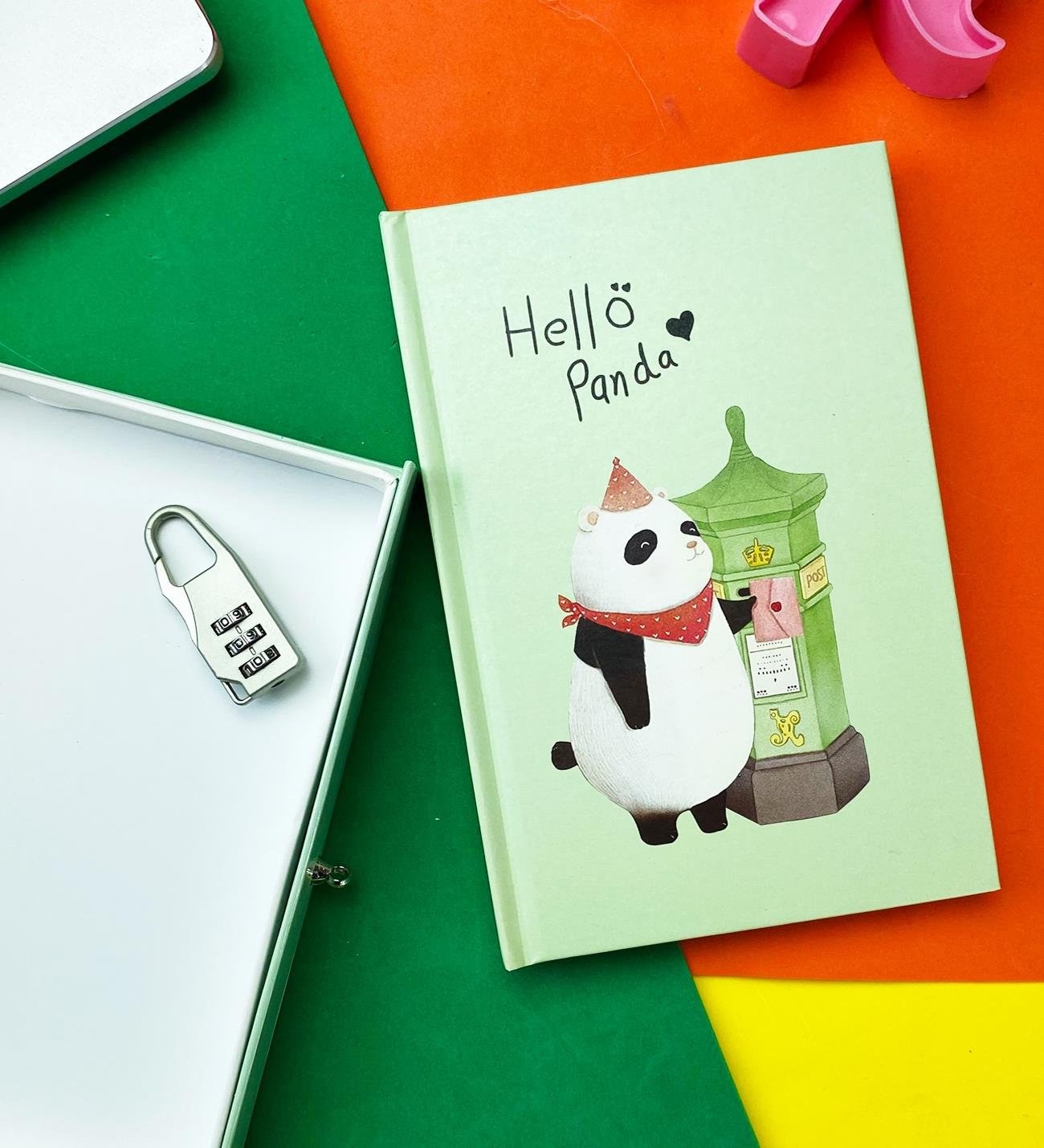 Panda Tasarımlı Kilitli Günlük DeftergiftmodaBM-1074