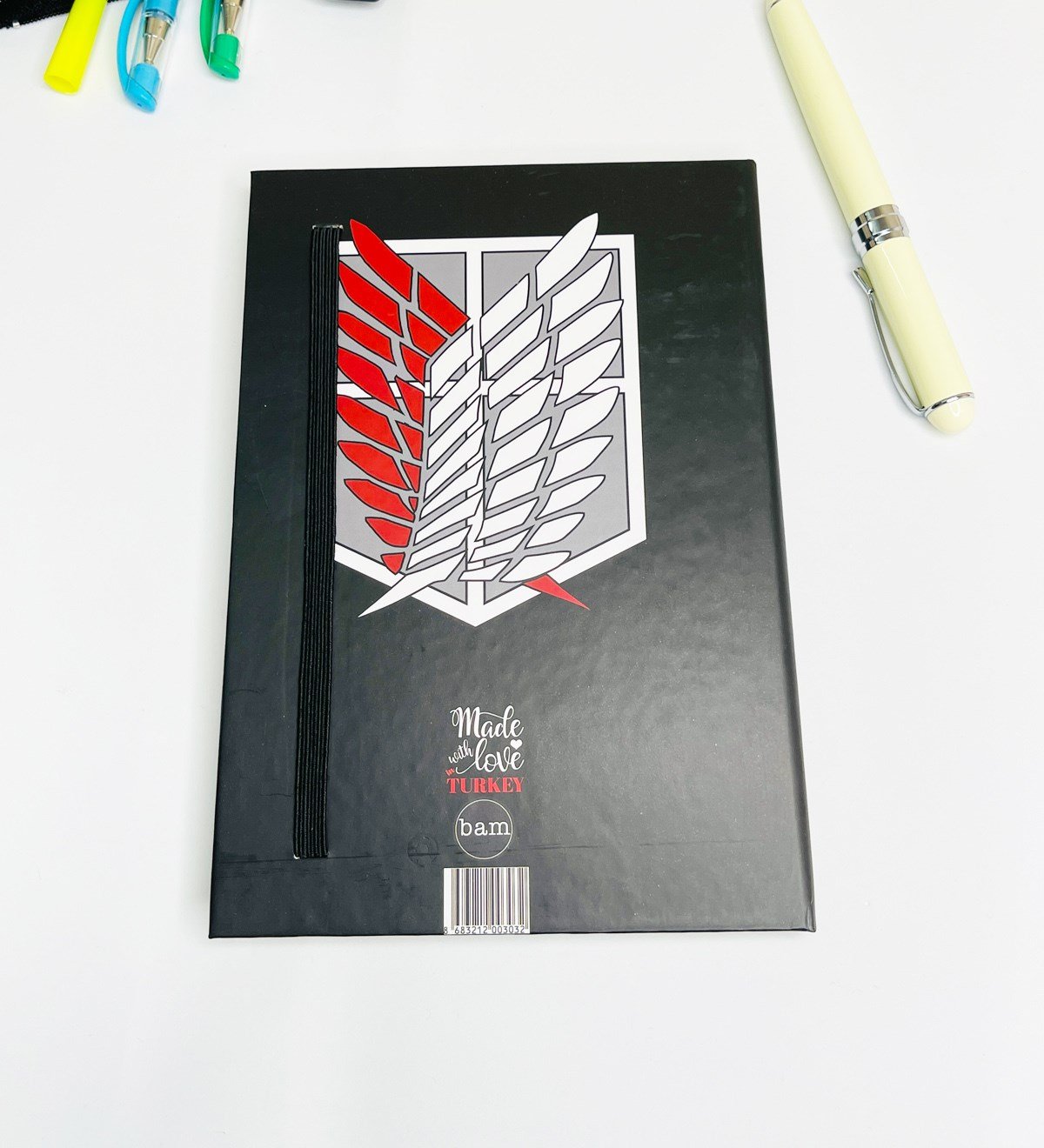 Hero Attack On Titan Tasarımlı Lastikli Defter	giftmodaGmd100153
