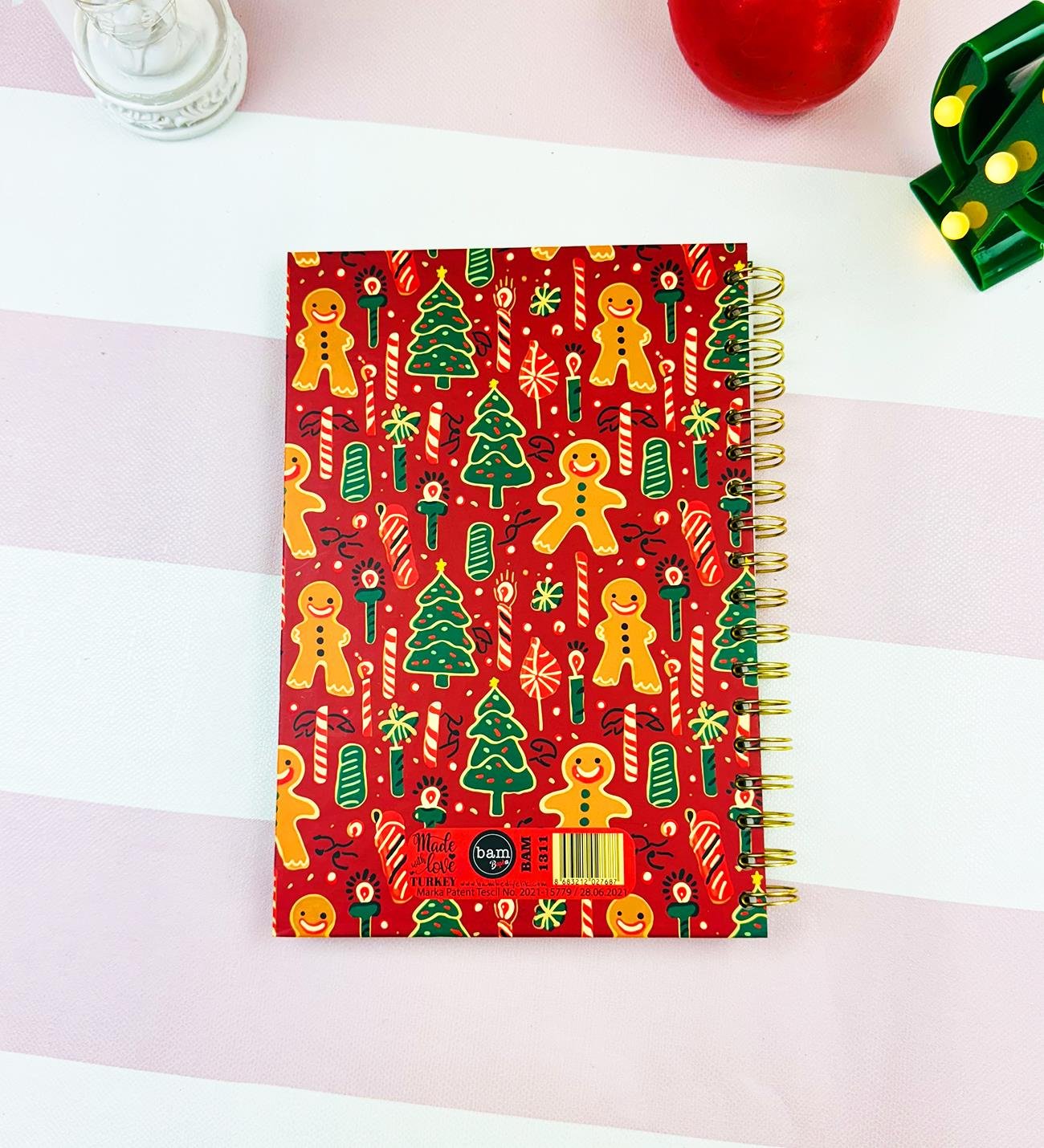 Zencefilli Kurabiye Kutlaması Yılbaşı Tasarımlı Konuşan Ajanda	giftmodaBam-1311