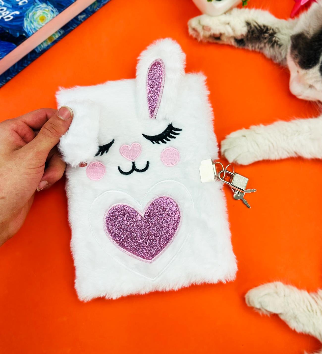 Sevimli Tavşan Tasarımlı Kilitli Peluş DeftergiftmodaBM-1056-1