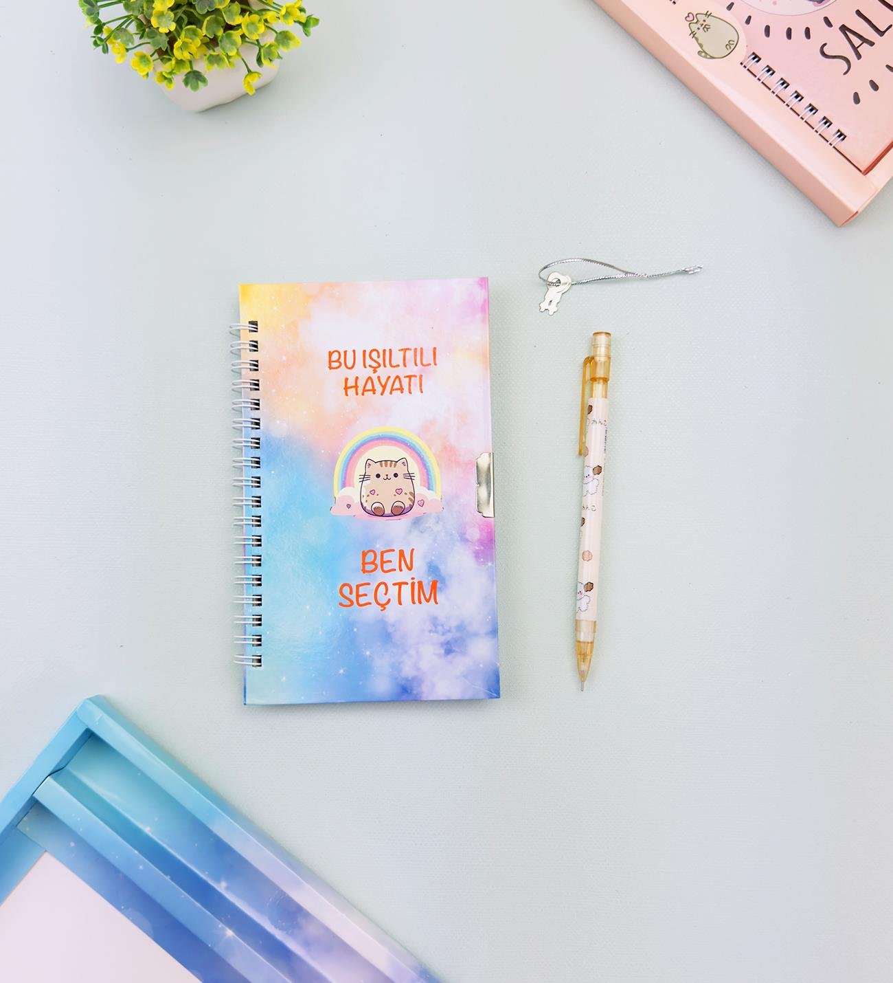 Sevimli Desenli Kilitli Defter ve Kalem SetigiftmodaHN-021-022-023