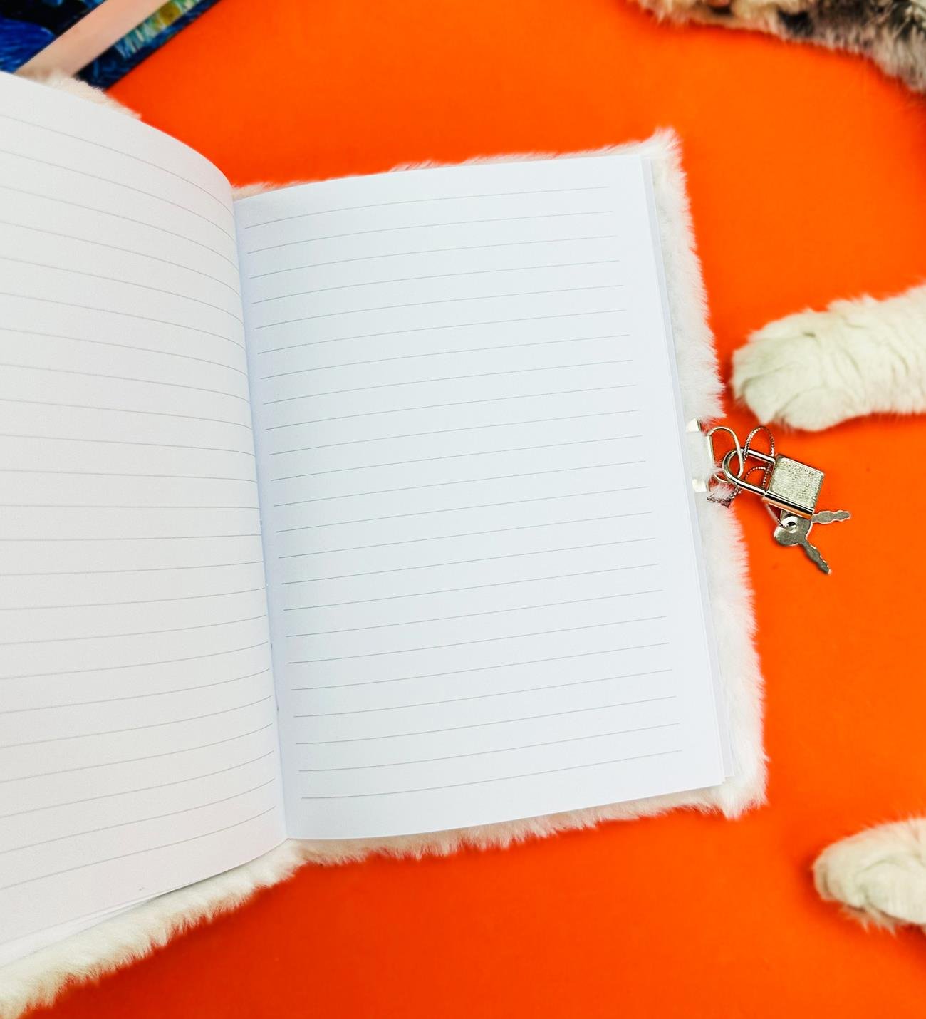 Sevimli Tavşan Tasarımlı Kilitli Peluş DeftergiftmodaBM-1056-1