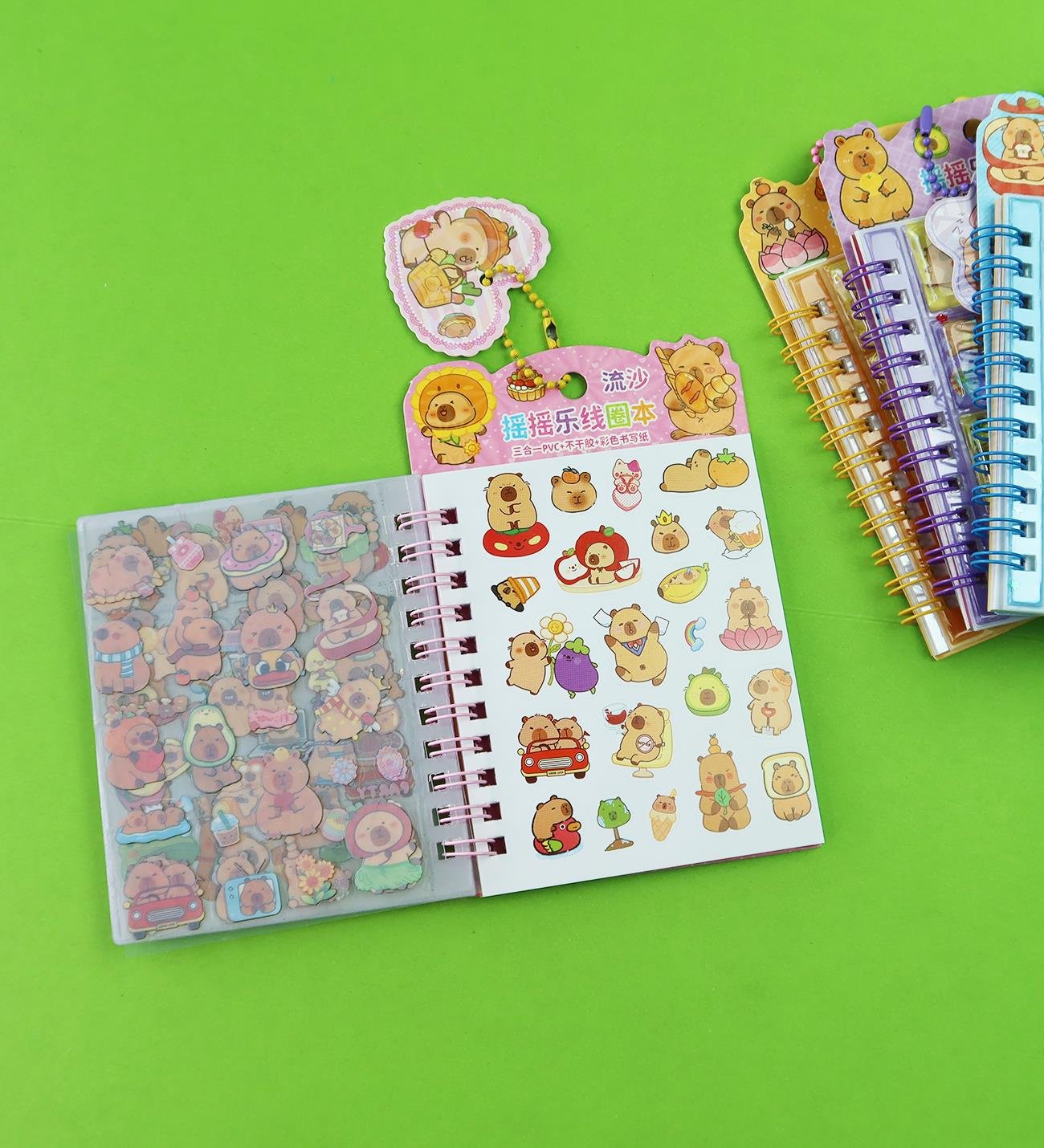 Capybara Tasarımlı Sulu Kapaklı Defter - 8 Sayfa Sticker HediyeligiftmodaBM-1874	