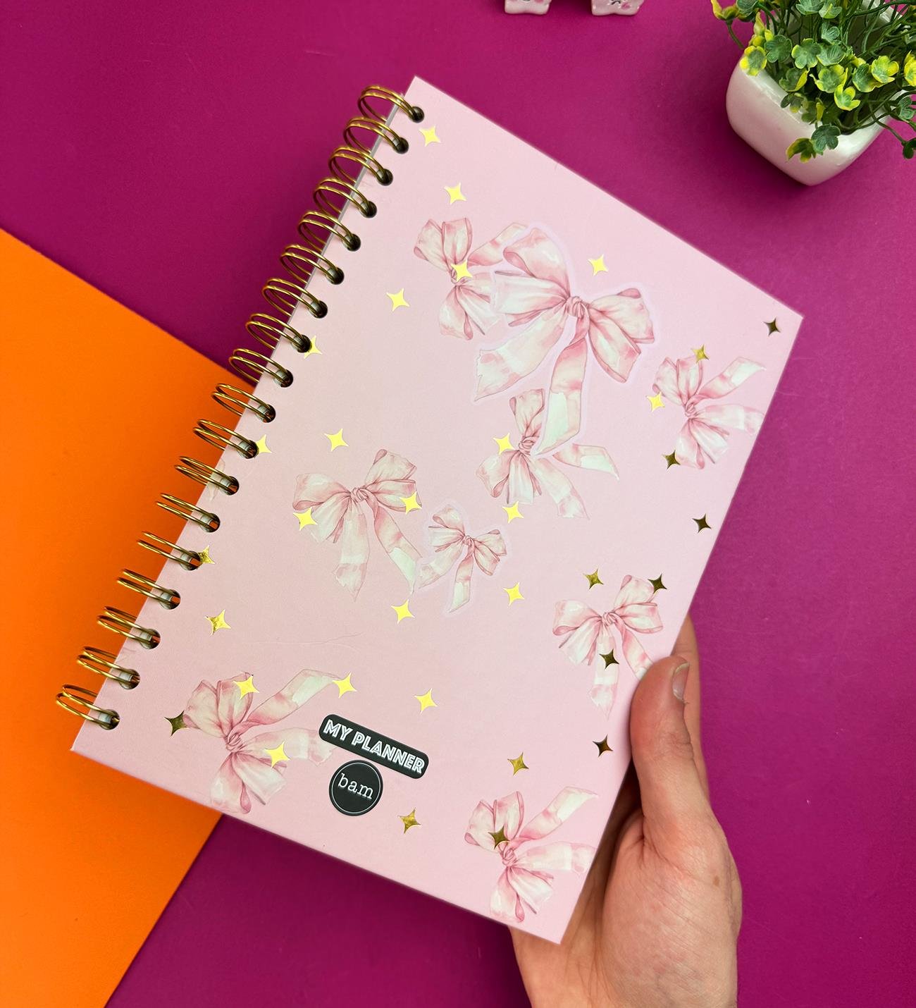 Altın Yaldızlı Fiyonk Tasarımlı Konuşan Ajanda	giftmodaBam-1321	