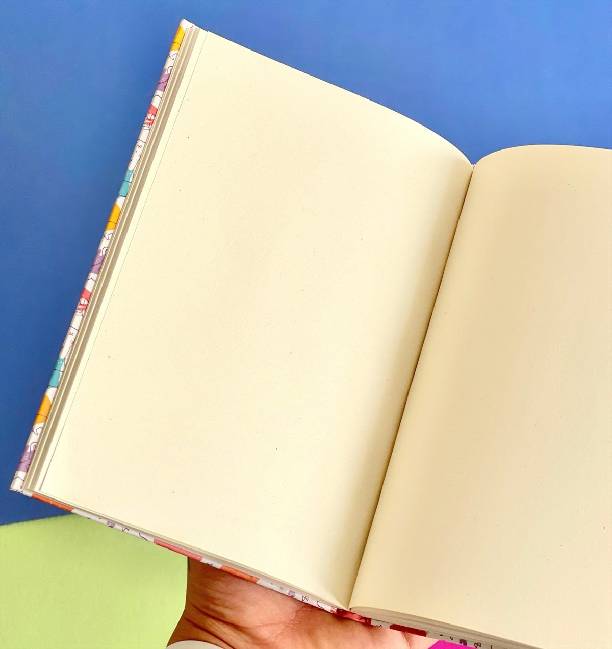 Renkli Kedi Motto Tasarımlı Lastikli DeftergiftmodaGmd100079