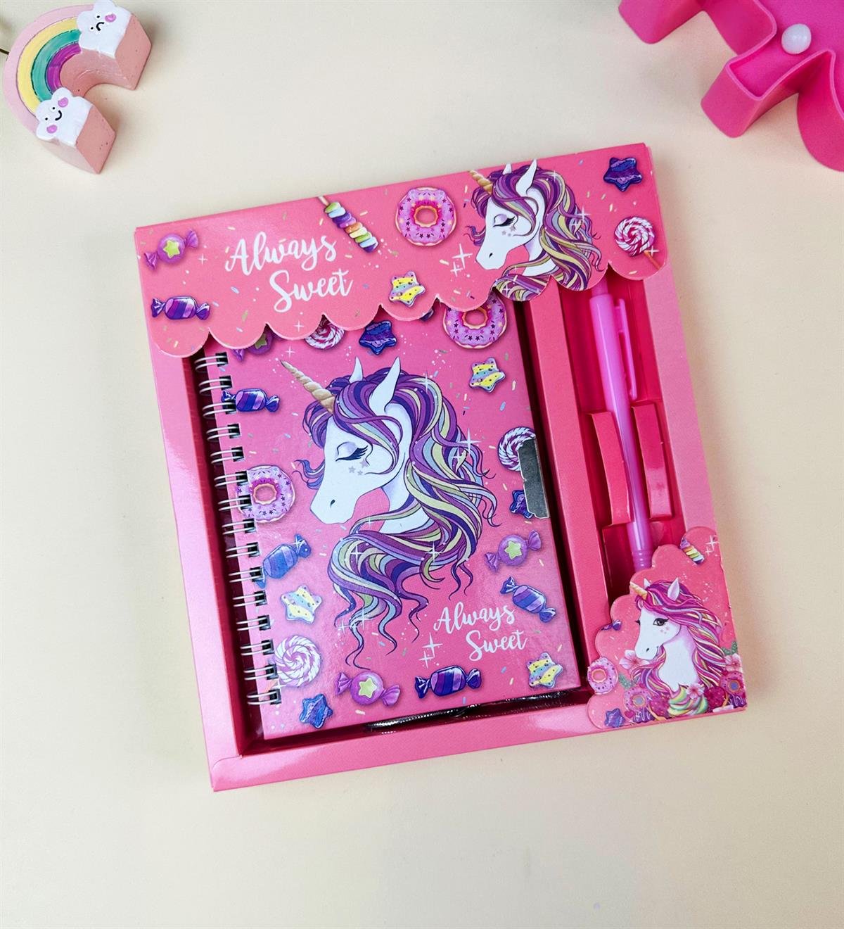 Flamingo Tasarımlı Kilitli Günlük Defter Ve Kalem SetgiftmodaBam-108