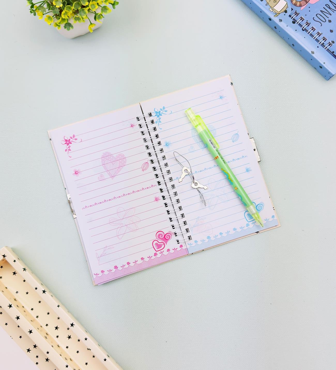 Sevimli Desenli Kilitli Defter ve Kalem SetigiftmodaHN-021-022-023