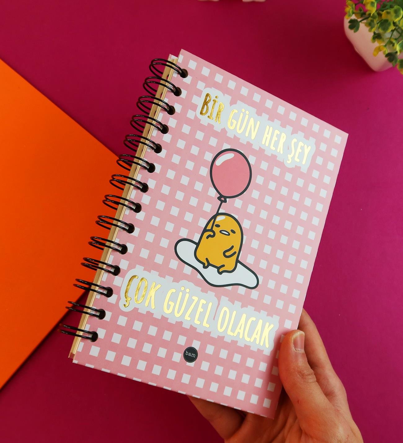 Özel Tasarım Spiralli 15*21 cm Dot Defter, Eskiz Defteri, Doodle Book - 2 SAYFA STICKER HEDİYELİ	giftmodaBam-1324-Her-Şey-Güzel-Olucak	
