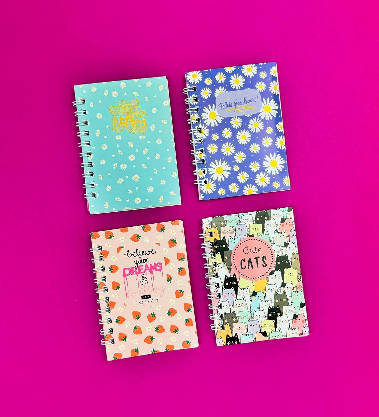 Mini 4'lü Renkli Desenli Spiralli Defter giftmodaBM-1249
