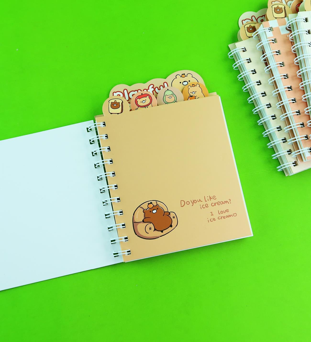 Capybara 4 Bölmeli Çizgili Defter - BM-1877	giftmodaBM-1877	