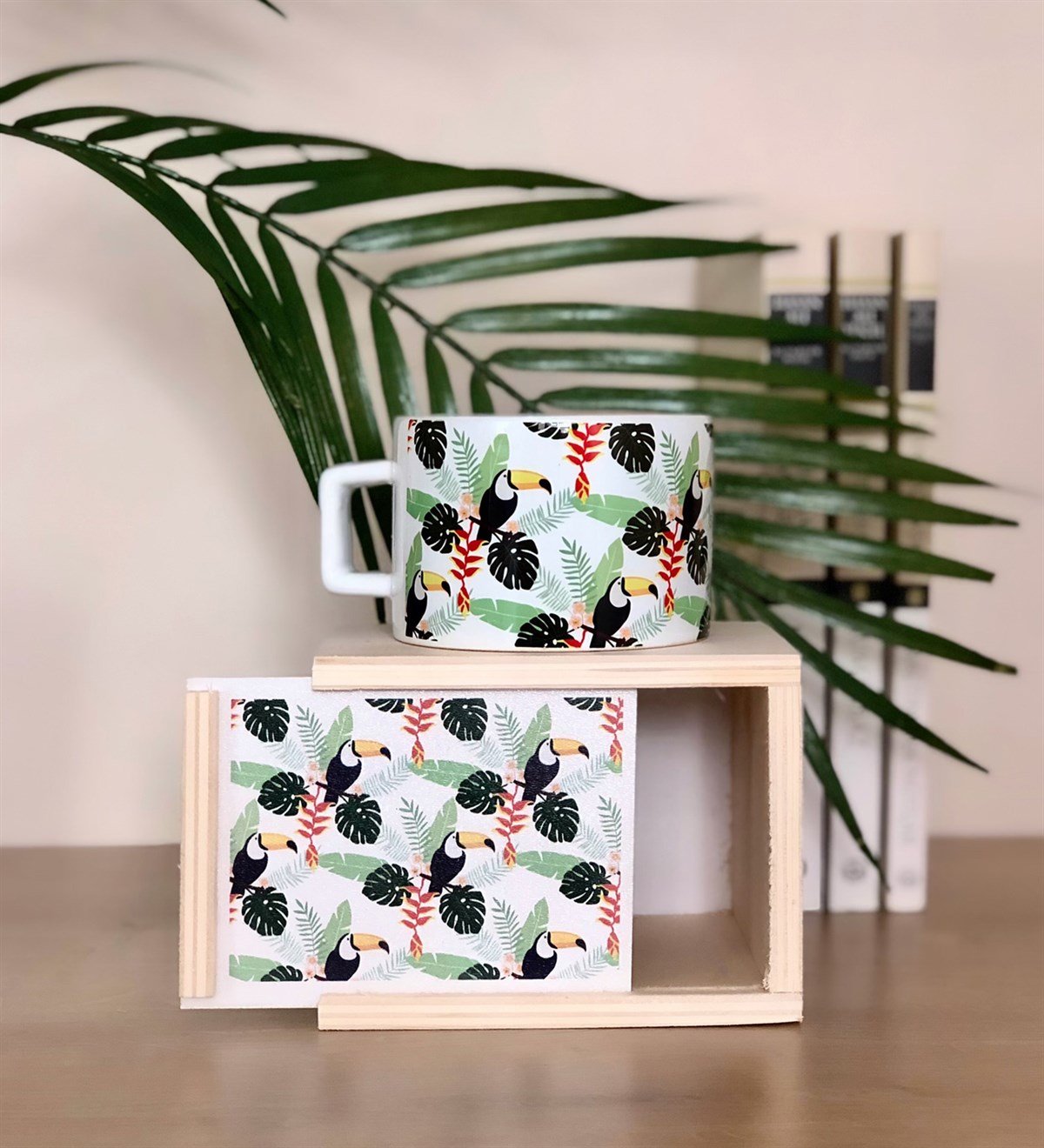 Egzotik Tasarımlı Kutulu KupaGiftmodaEgzotik-Kutulu-Kupa