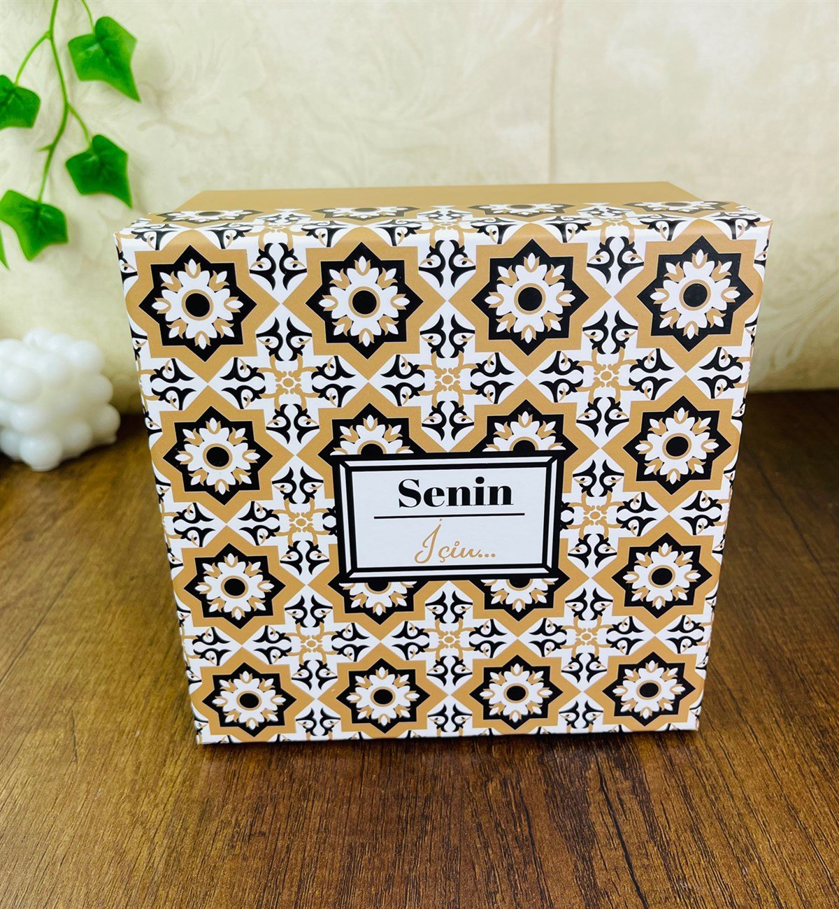 Senin İçin Tasarımlı 3'lü KutugiftmodaGmhk10053