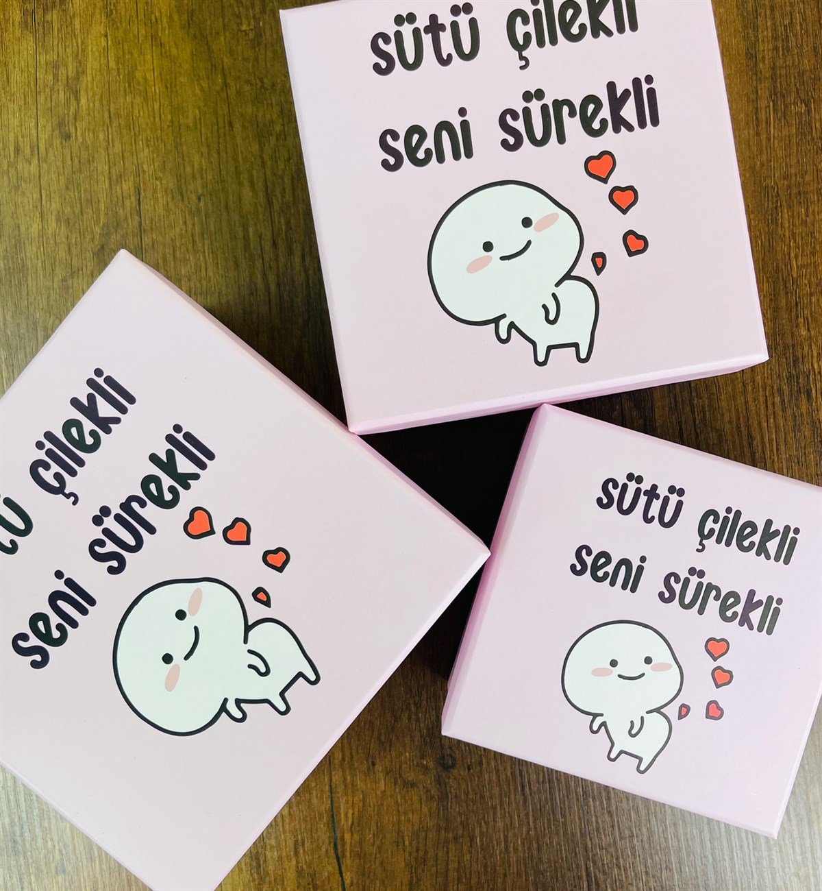 Sütü Çilekli Seni Sürekli Tasarımlı 3'lü KutugiftmodaGmhk10039
