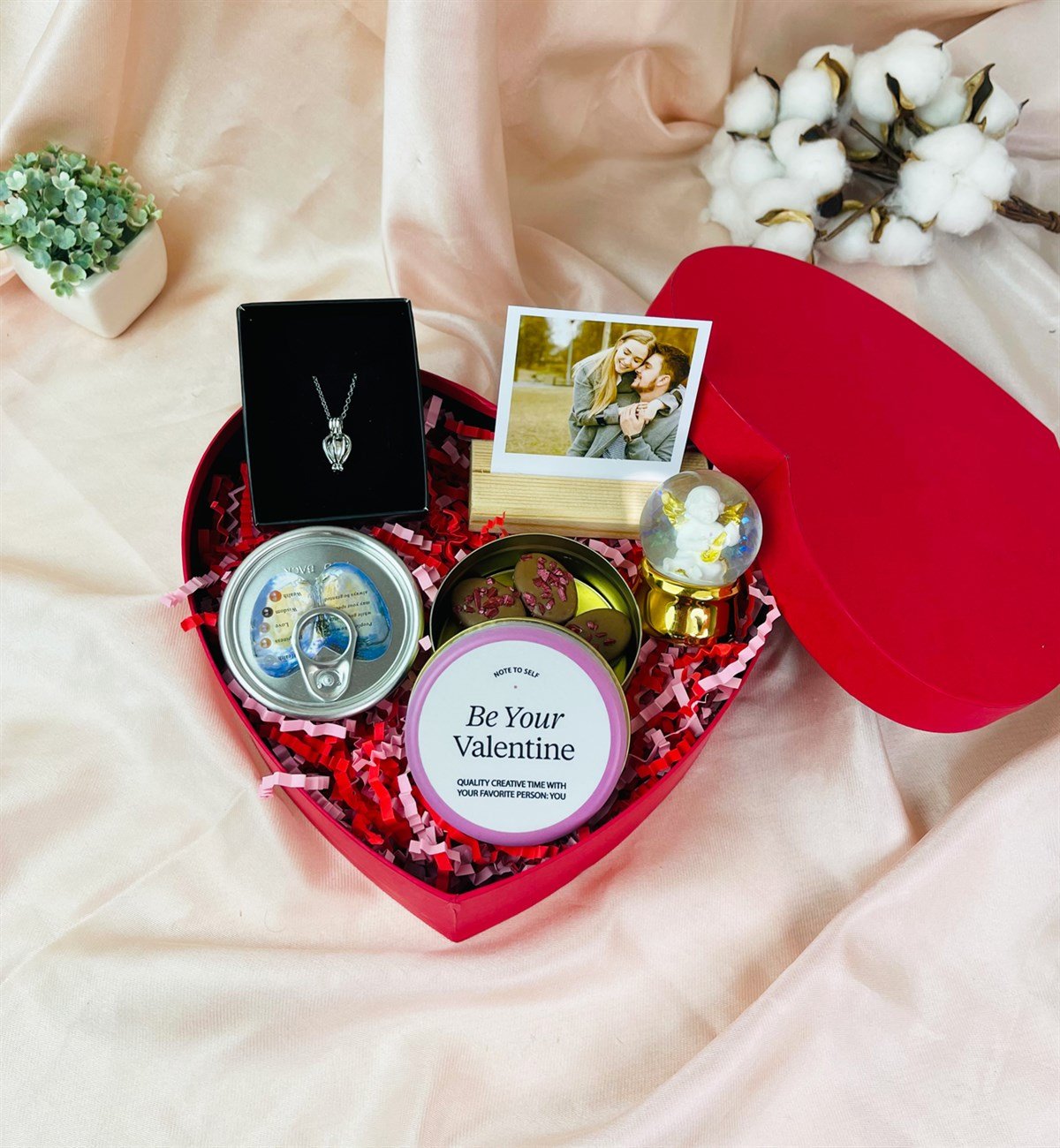 Kişiye Özel Fotoğraflı Be Your Valentine Tasarımlı Sevgiliye Hediye SetigiftmodaGmhs101551