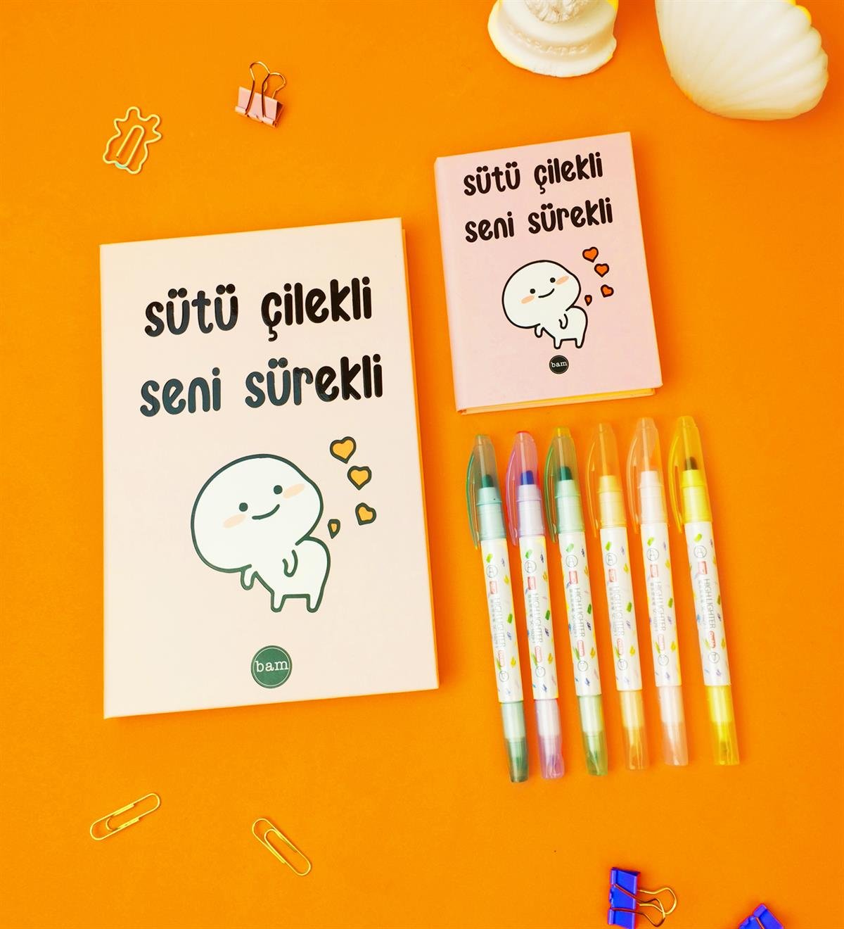 Sütü Çilekli Defter Çift Taraflı Soft Renkli Keçeli Kalem Dolu Kırtasiye Setigiftmoda Gmhs101831
