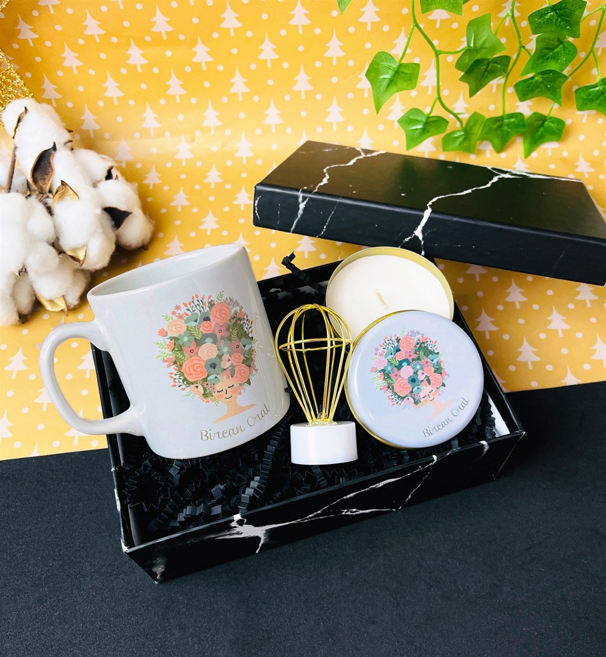 Kişiye Özel Çiçek Kadın Tasarımlı Kupa Kokulu Cam Mum Ve Mini Elmas Lamba Hediye SetigiftmodaGmhs100435