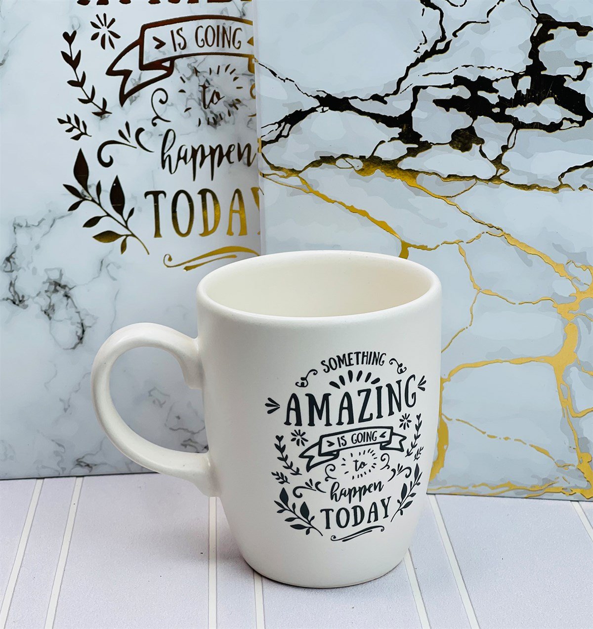 Amazing Tasarımlı Sekreterlik 9 Cm Kupa Bardak Ve Altın Yaldızlı Beyaz Lastikli Defter SetgiftmodaGmhs101207