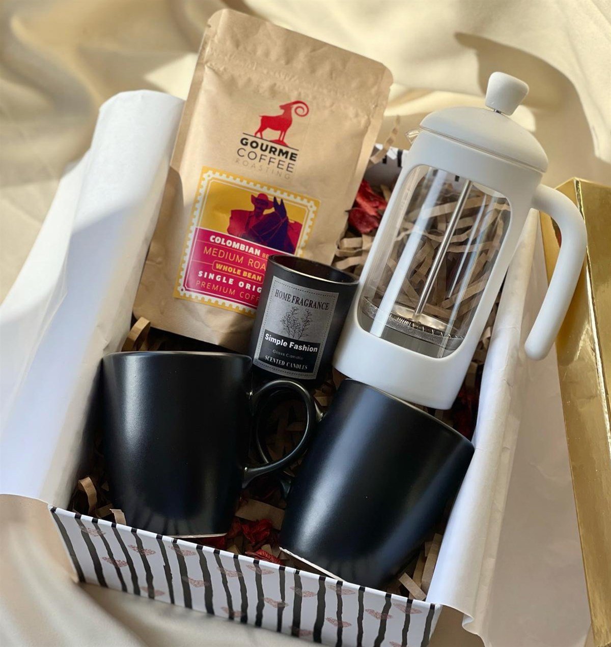 Siyah 2'li bulut Kupa Beyaz French Press Filtre Kahve Ve Kokulu Mum SetgiftmodaGmhs100747