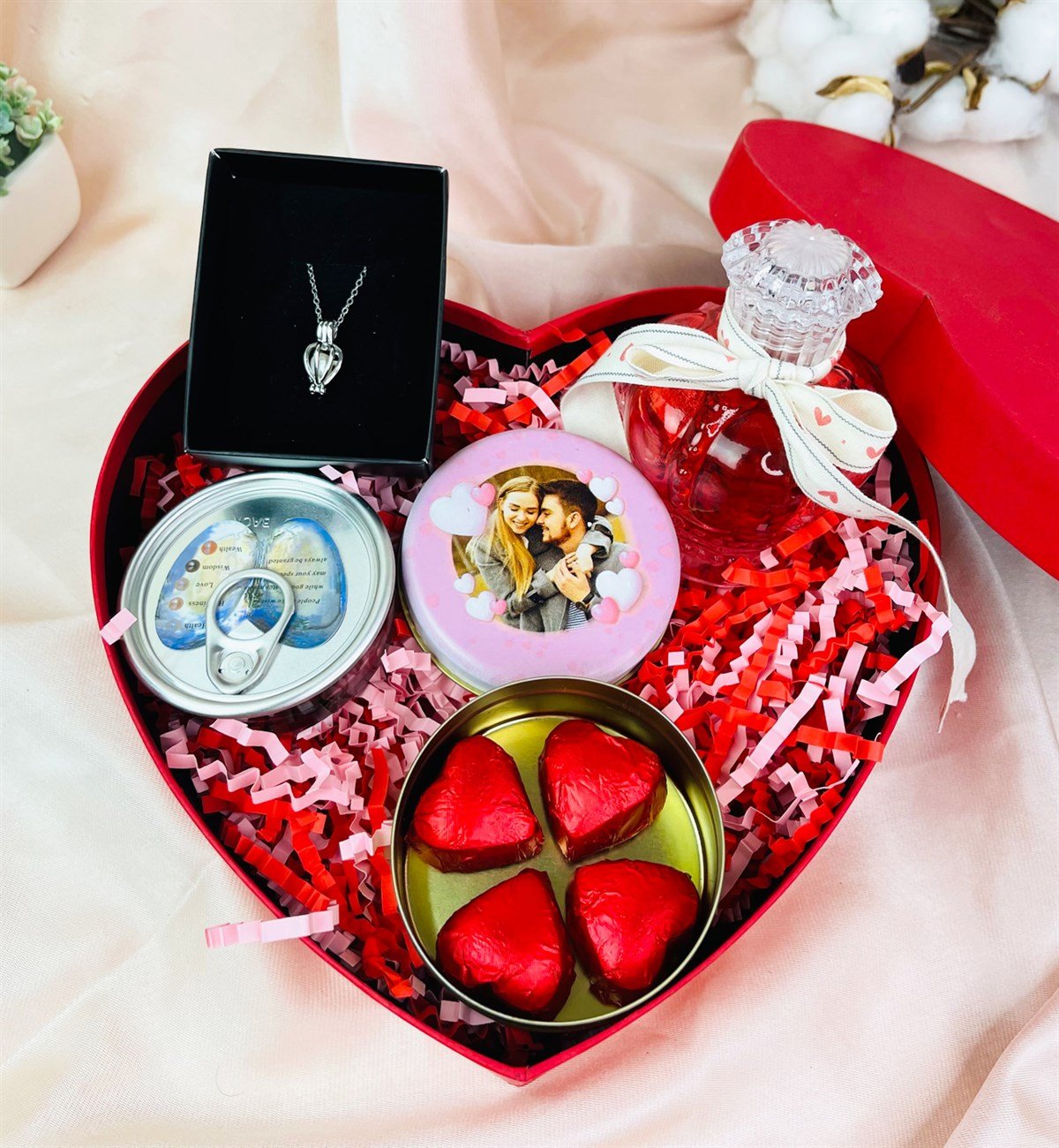 Kişiye Özel Pembe Kalp Tasarımlı Kalp Kutulu SetgiftmodaGmhs101543