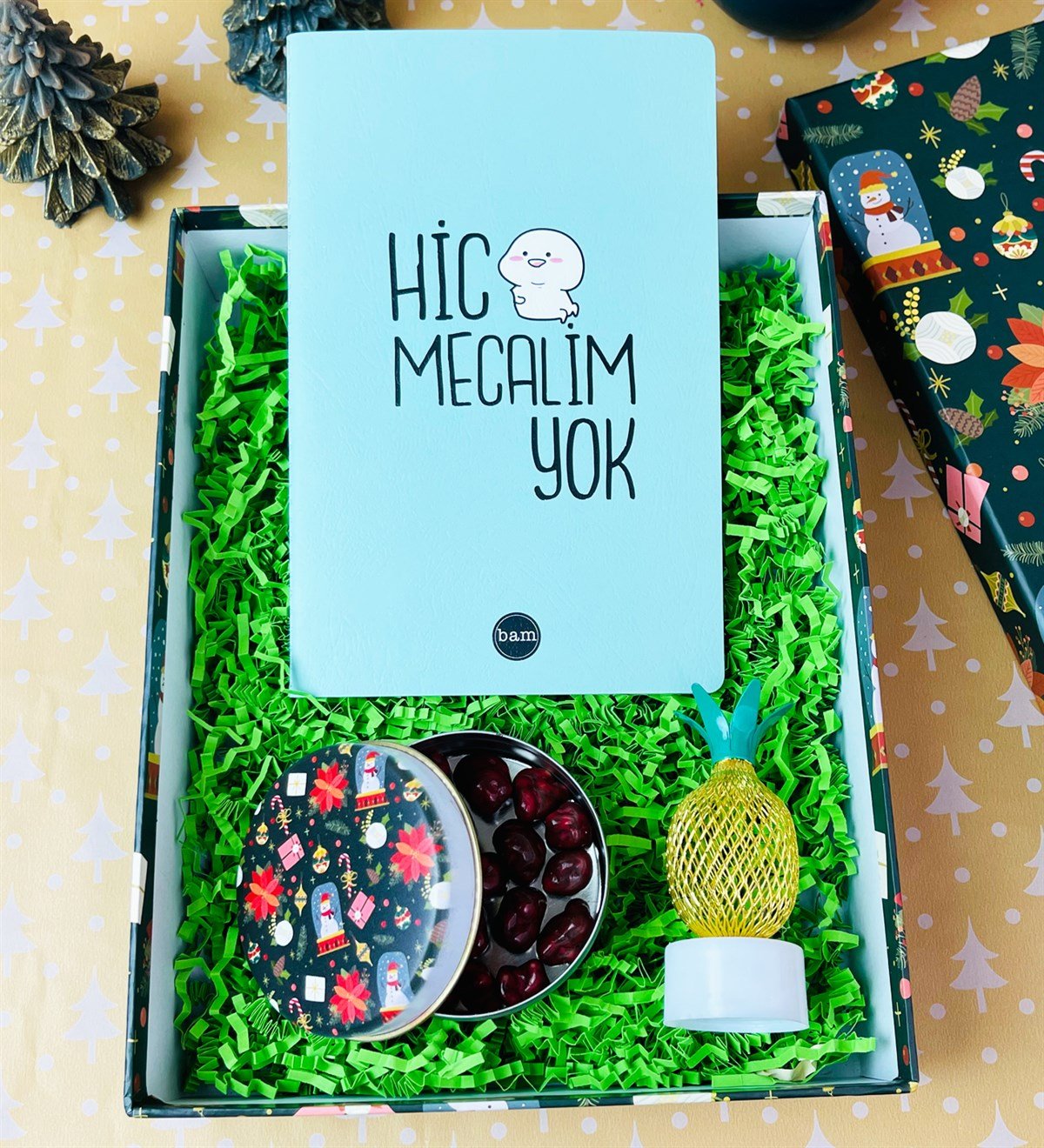 Hiç Mecalim Yok Drajeli Kırmızı Yılbaşı Hediye SetigiftmodaGmhs101852