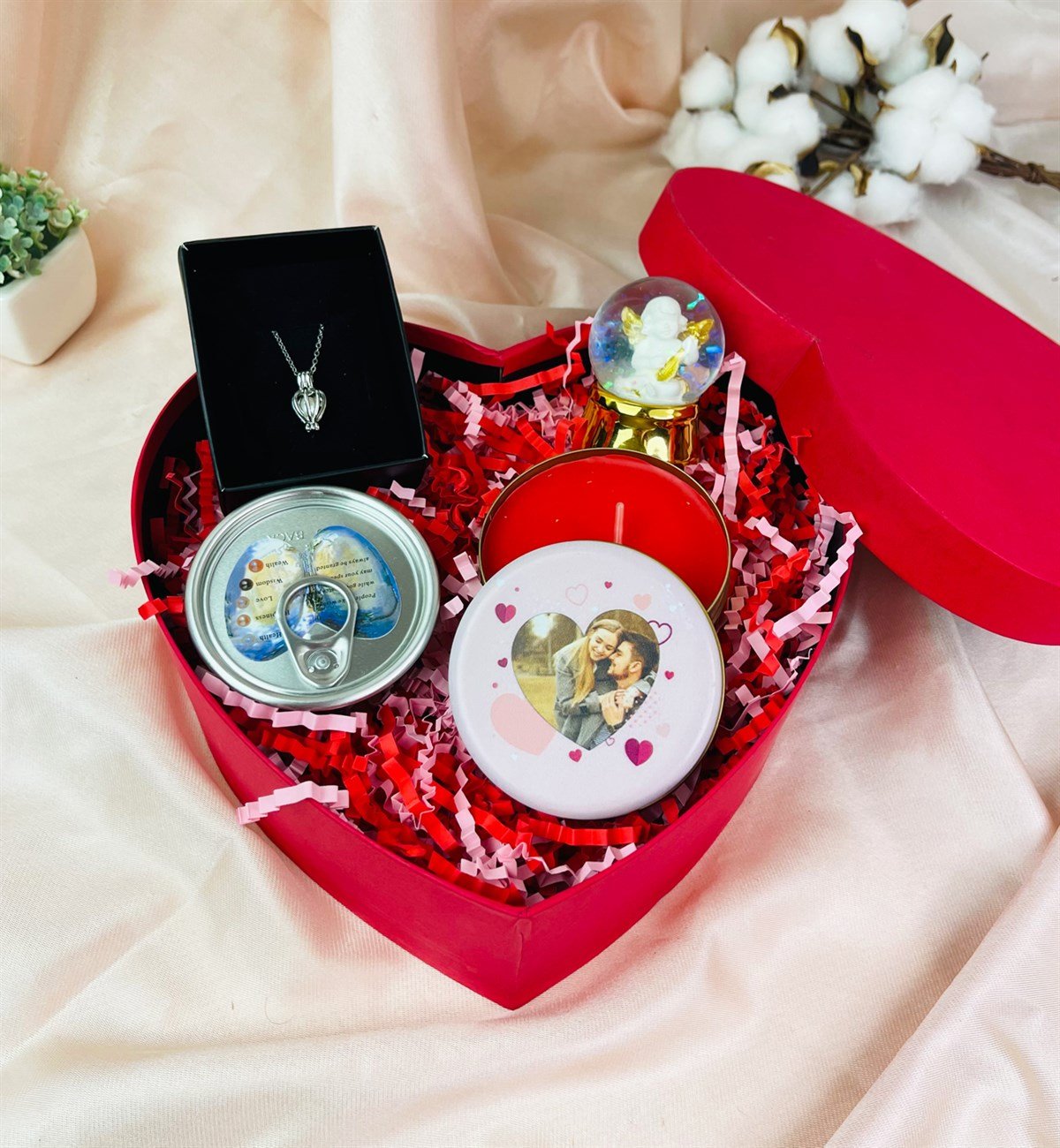 Kişiye Özel Kalp Tasarımlı Kalp Kutulu SetgiftmodaGmhs101547