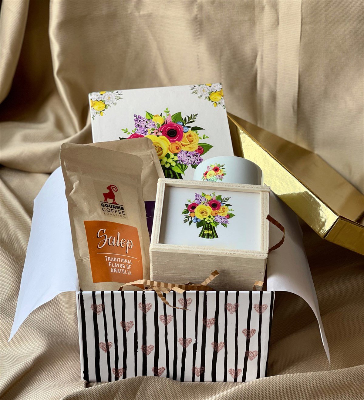 Best Mom Tasarımlı Kutulu Kupa Ajanda Sahlep Ve Sıcak Çikolata Anneler Günü Hediye SetigiftmodaGmhs100588