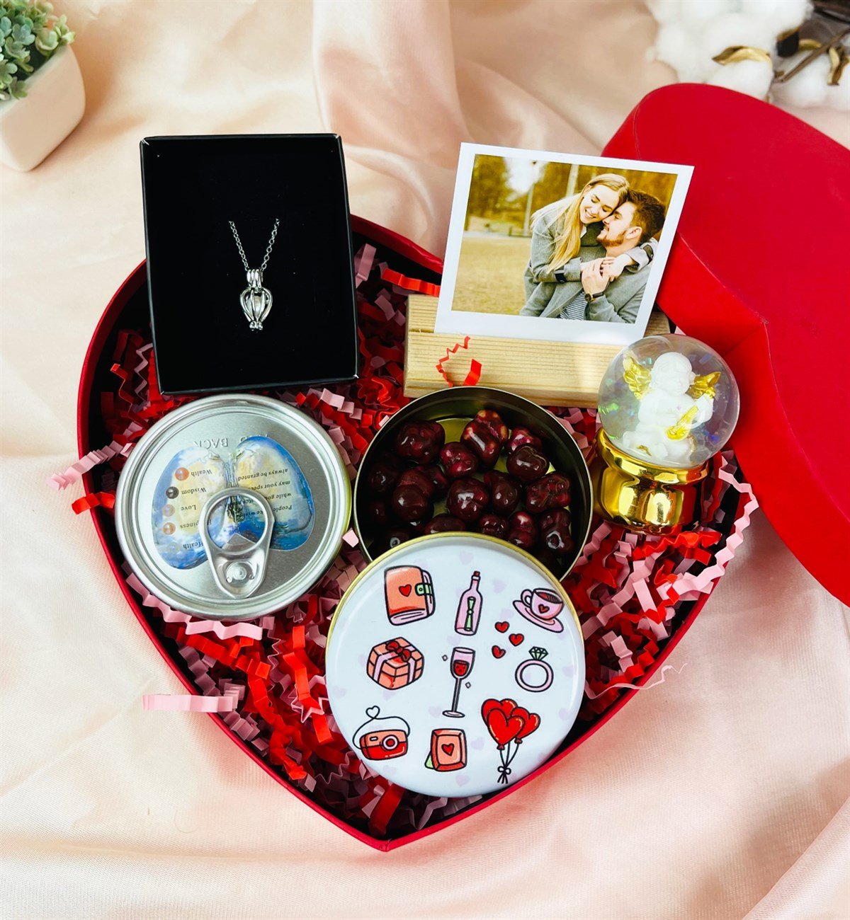 Kişiye Özel Fotoğraflı Romantik Aşk Temalı Sevgiliye Hediye Seti giftmodaGmhs101548