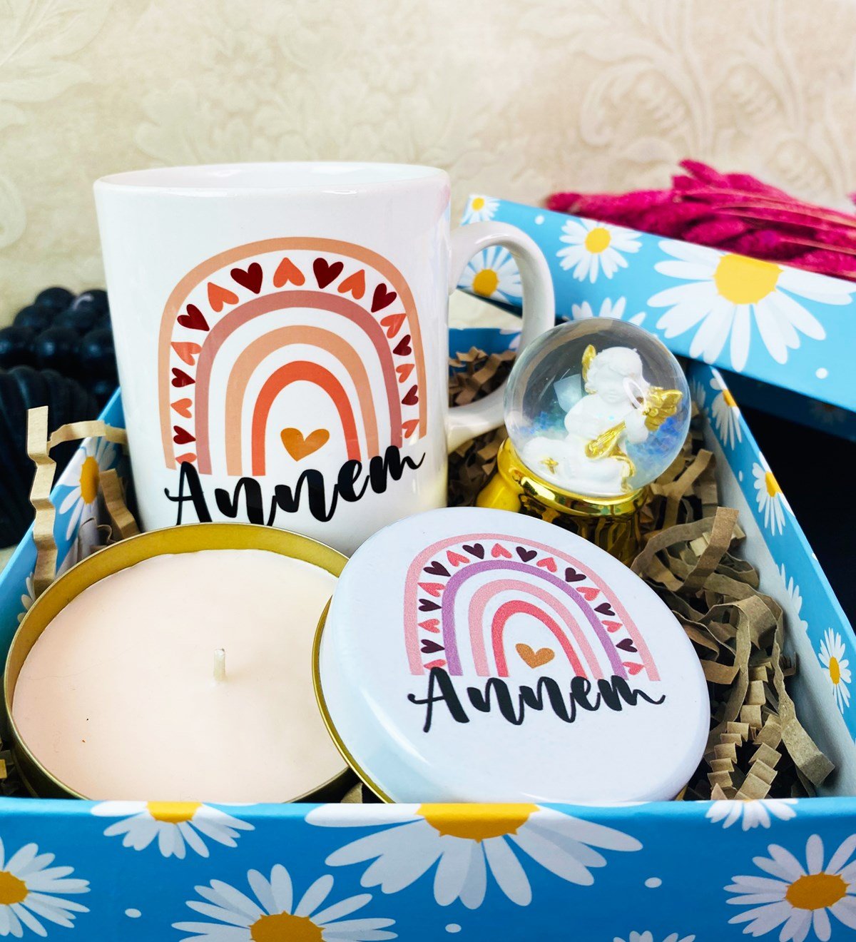 Gökkuşağı Anne Tasarımlı Kupa Mum Ve Kar Küresi Mini Hediye SetigiftmodaGmhs101632