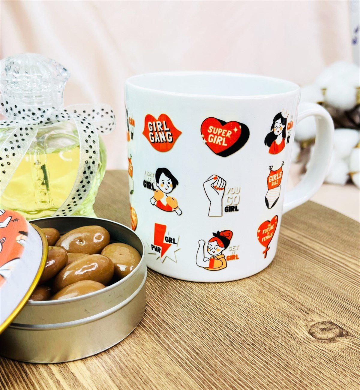 Girl Gang Tasarımlı Kadınlara Özel Hediye SetigiftmodaGmhs101576