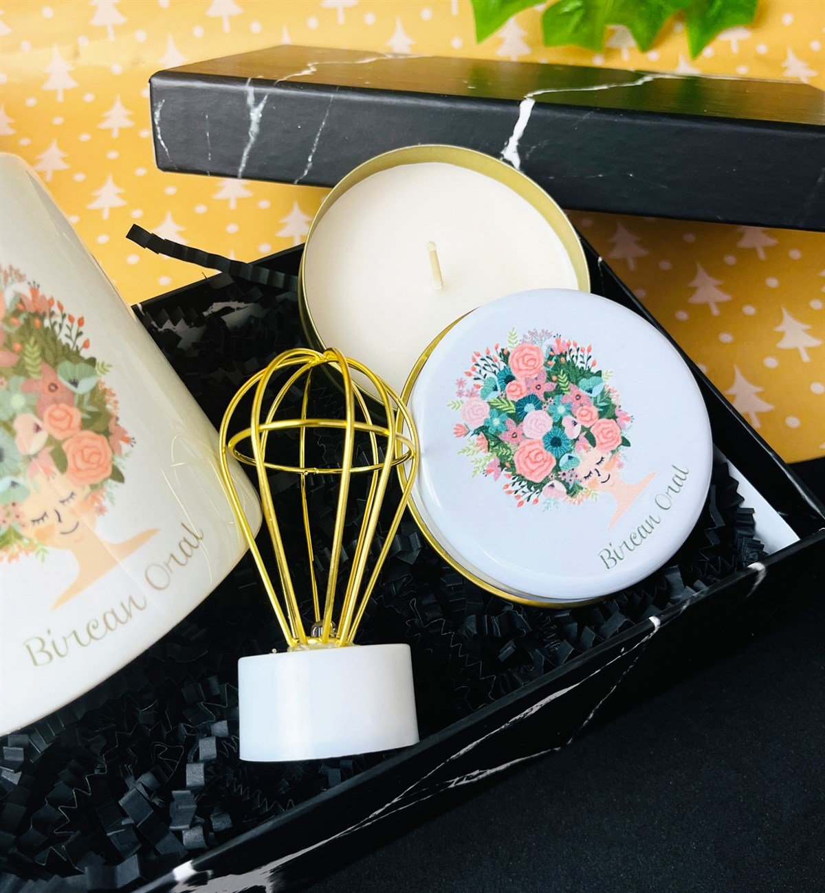 Kişiye Özel Çiçek Kadın Tasarımlı Kupa Kokulu Cam Mum Ve Mini Elmas Lamba Hediye SetigiftmodaGmhs100435