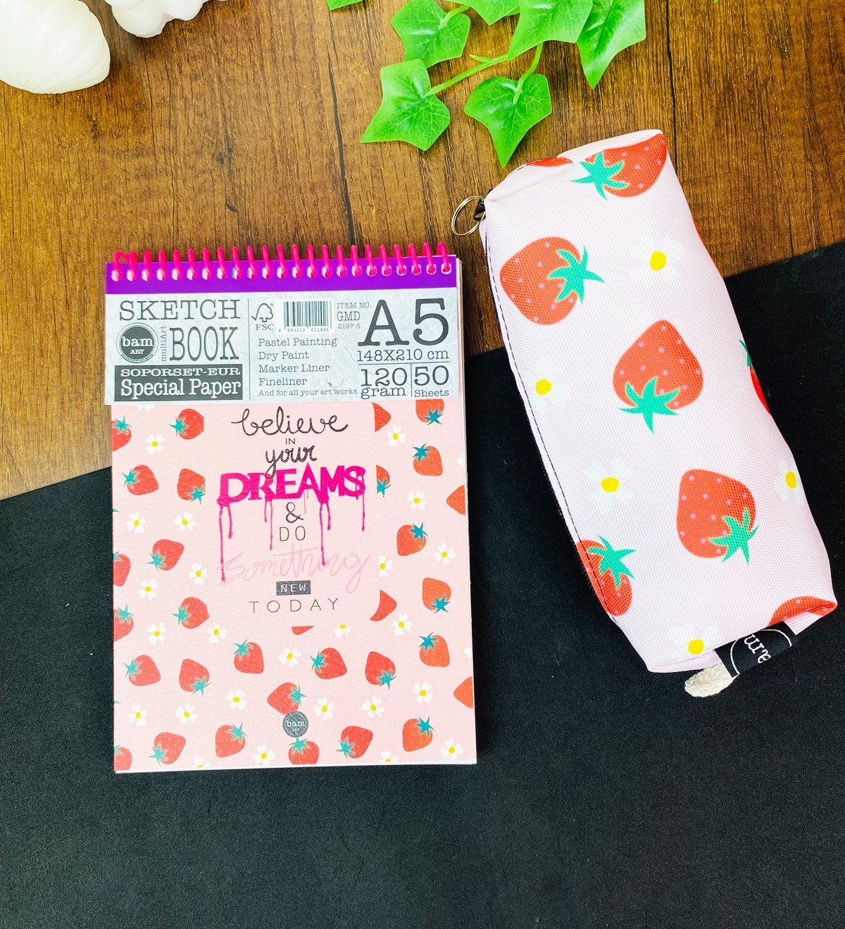 Believe In Your Dreams Sketch Book Ve Sosis Kalemlik SetgiftmodaGmhs101771
