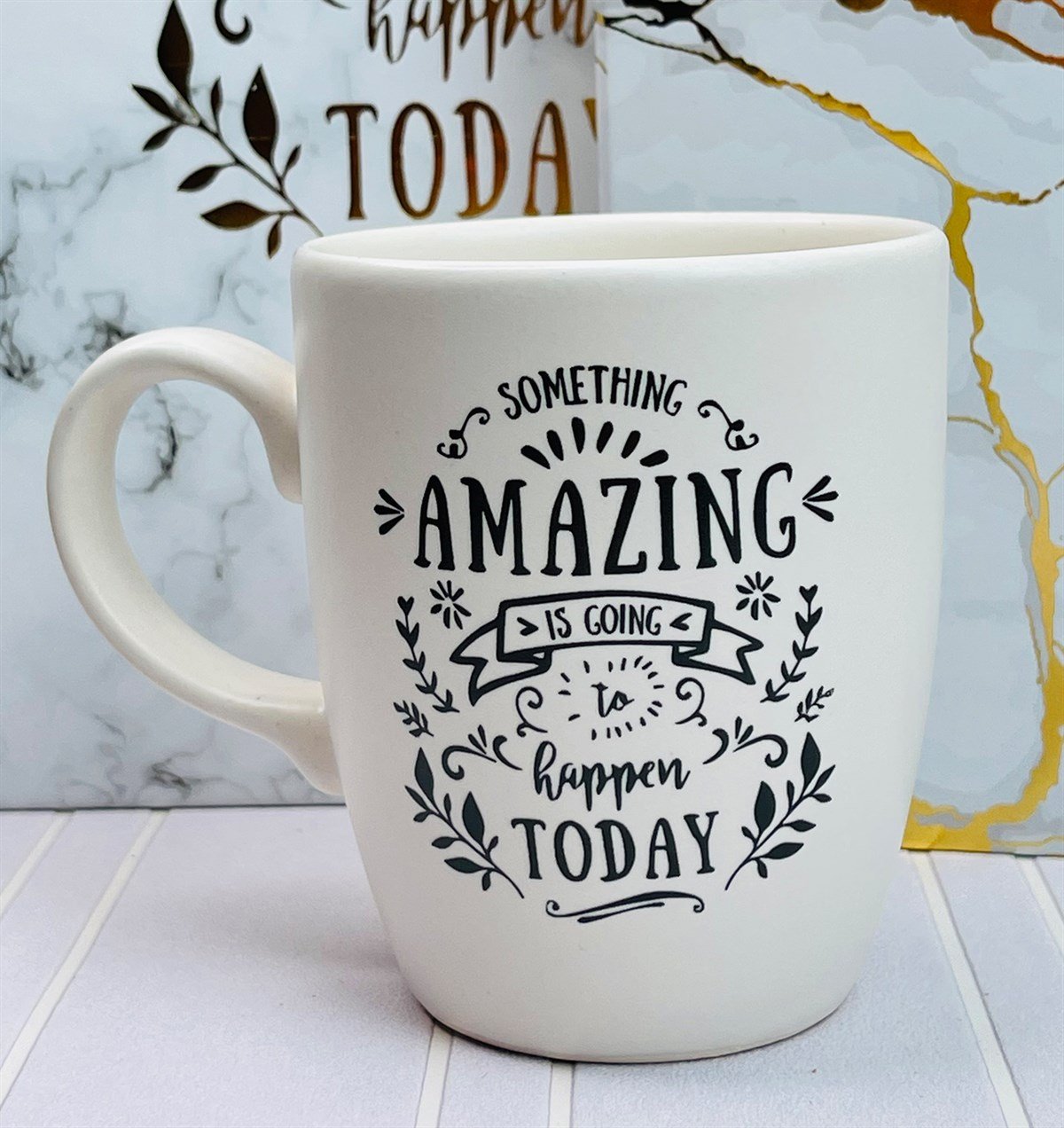 Amazing Tasarımlı Sekreterlik 9 Cm Kupa Bardak Ve Altın Yaldızlı Beyaz Lastikli Defter SetgiftmodaGmhs101207