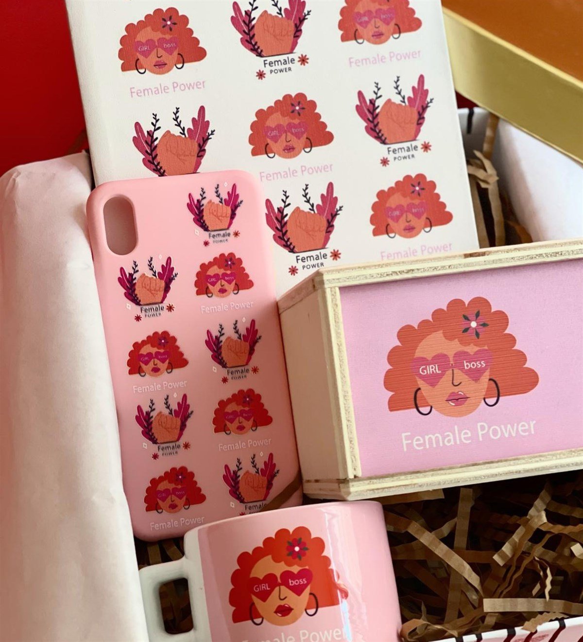 Iphone Telefon Kılıflı Kadın Gücü Tasarımlı Kadınlara Özel Hediye SetiGiftmodaGmhs100439