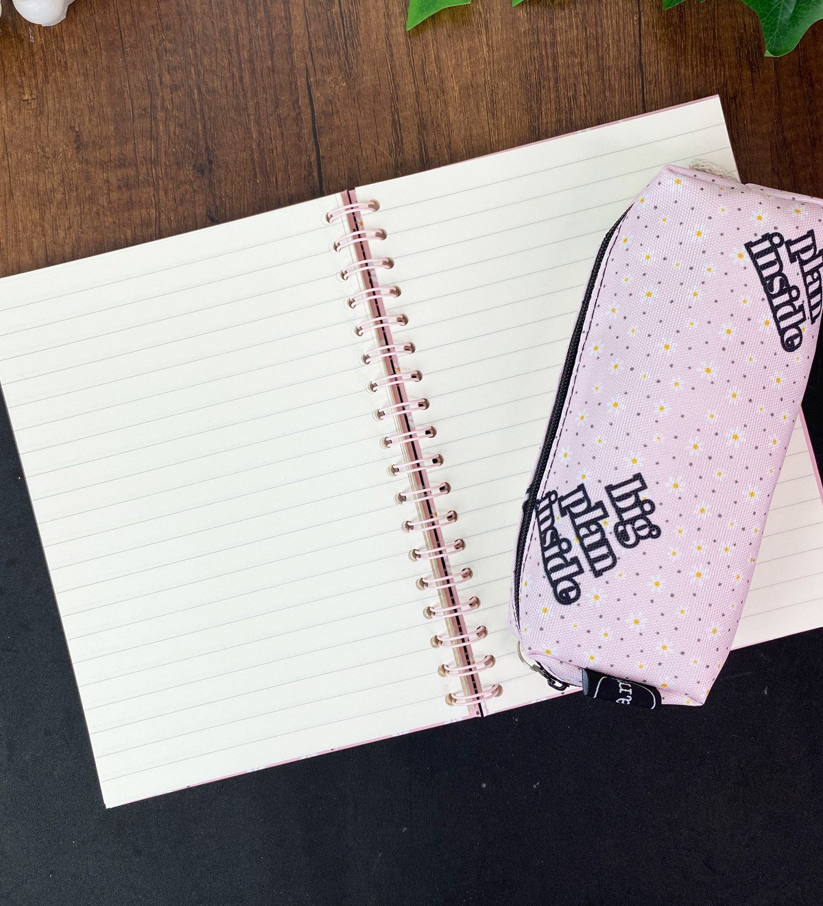 Papatya Tasarımlı Çizgili Spiralli Defter Ve Sosis Kalemlik SetgiftmodaGmhs101783