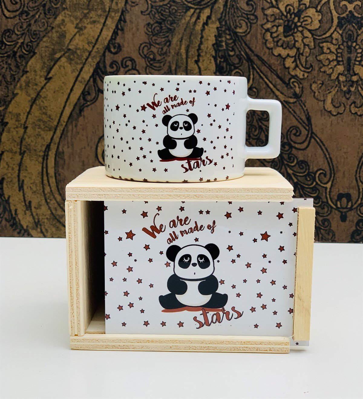 Hepimiz Yıldızlardanız Panda Tasarımlı Kutulu KupaGiftmodaHepimiz-Yıldızlardanız-Kupa