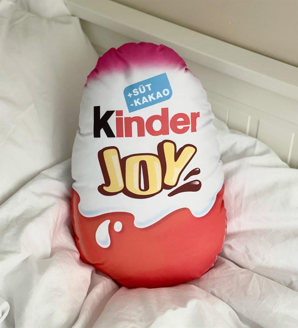 Süpriz Yumurta Tasarımlı Peluş Yastık Ve Kupa SetGiftmodaGmhs100512-Gmy100013