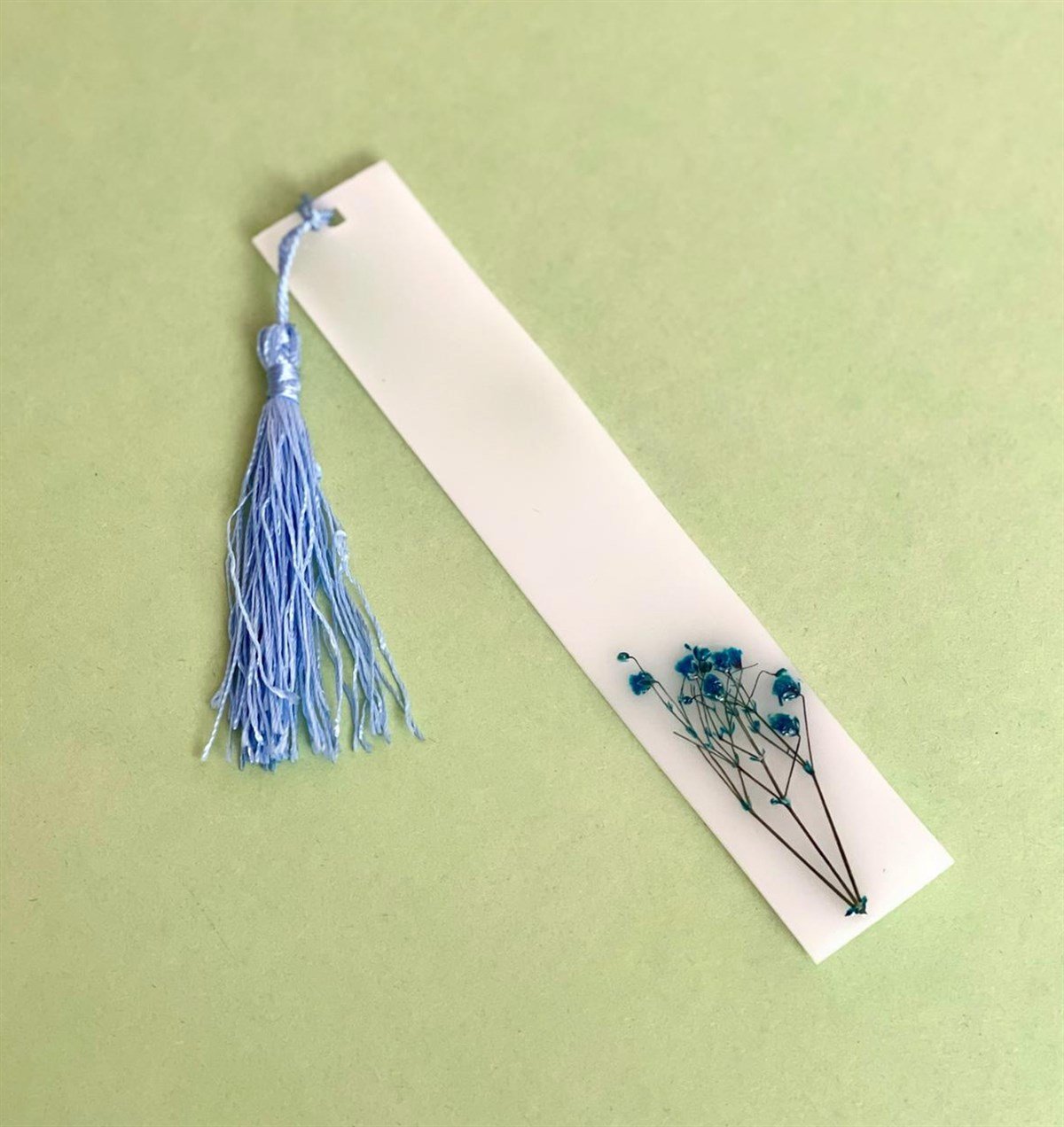 Özel Gerçek Kurutulmuş Çiçekli Beyaz Epoksi Kitap AyracıgiftmodaGman100013