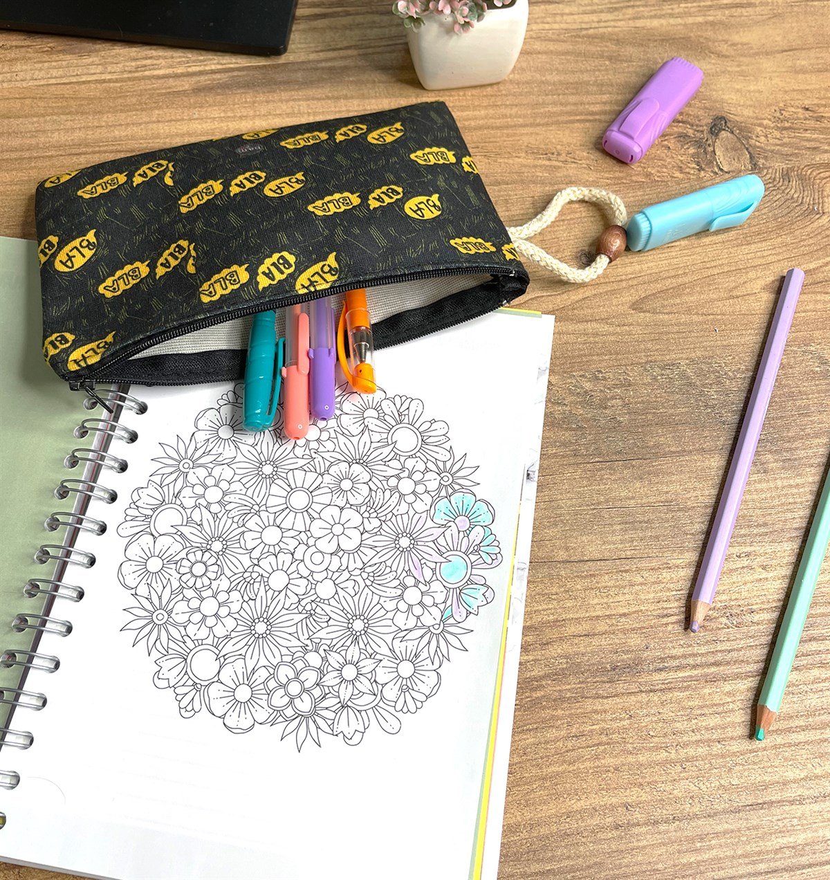 Bla Bla Bla Tasarımlı Bez Kalemlik CüzdangiftmodaGmklm100002