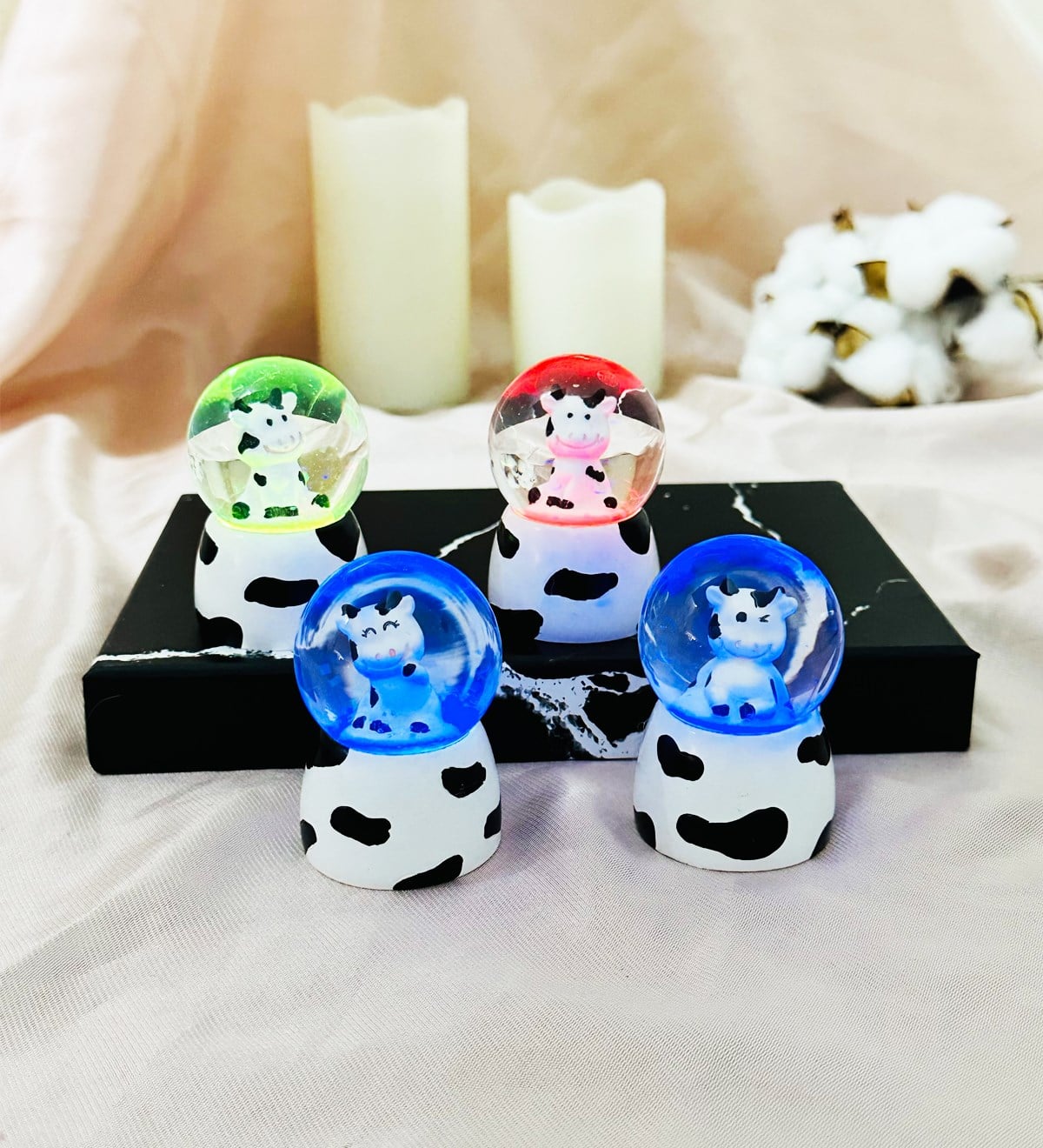 İnek Tasarımlı Mini Işıklı Kar Küresi	giftmodaGM-5018	