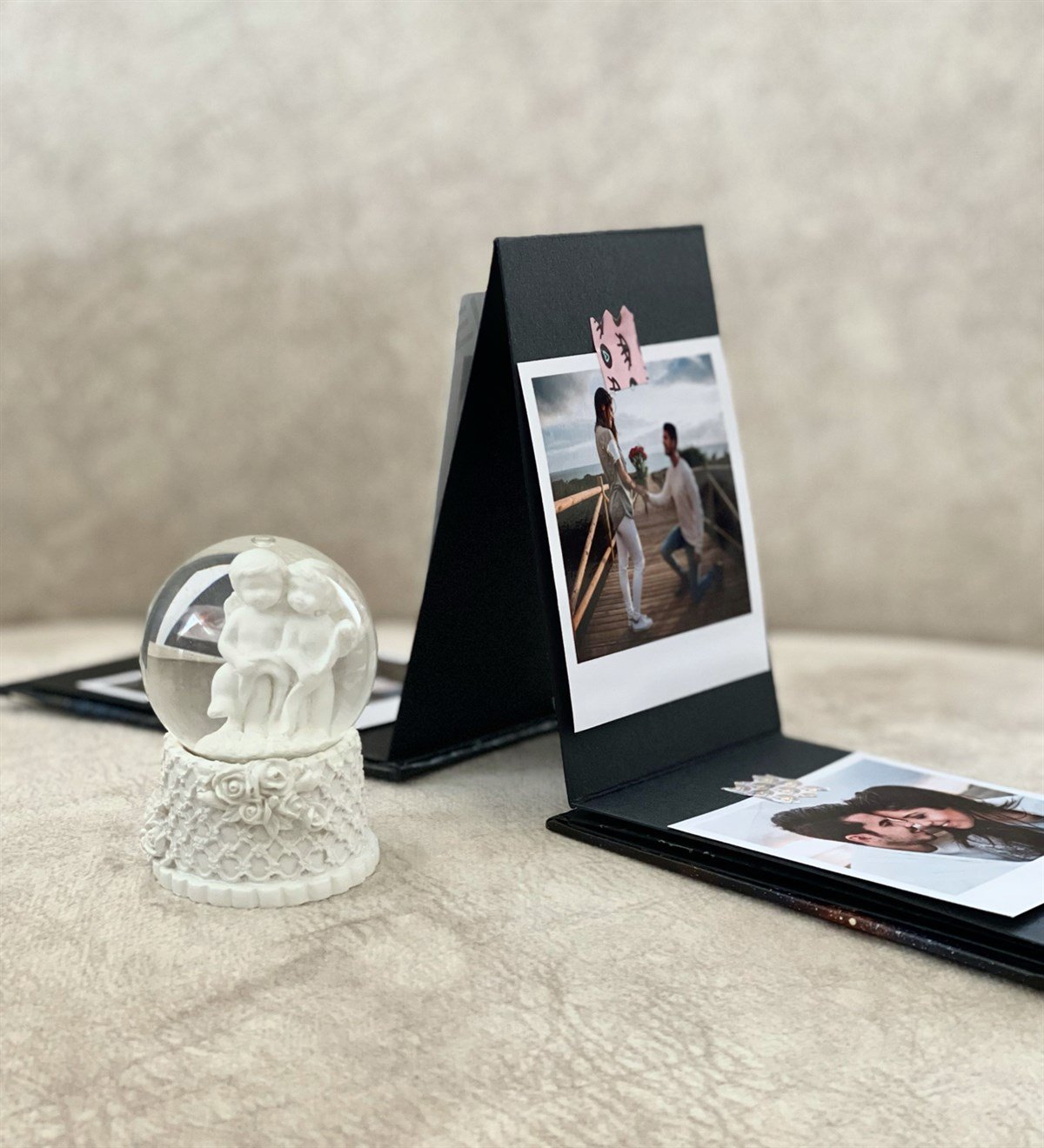 Kişiye Özel 6 Fotoğraflı Space Roket Tasarımlı Mini Albüm Ve Mini Melek Kar Küresi SetGiftmodaGmhs100070