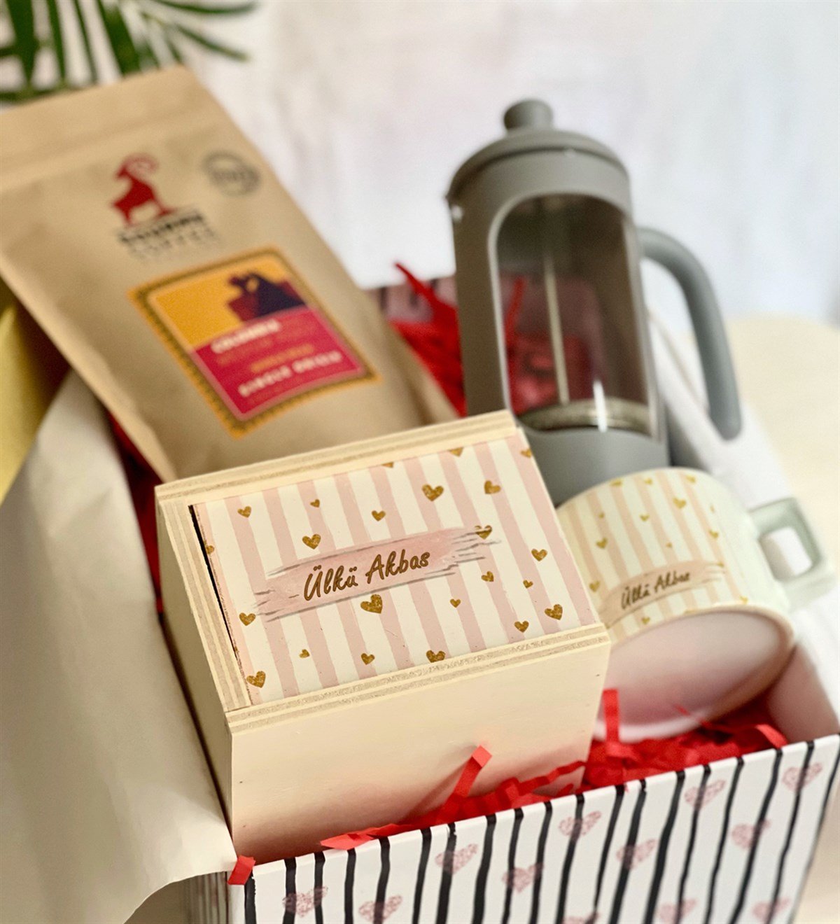 Kişiye Özel Altın Işıltılı Kalp French Press & Filtre Kahveli Sevgiliye Hediye SetiGiftmodaGmhs100182
