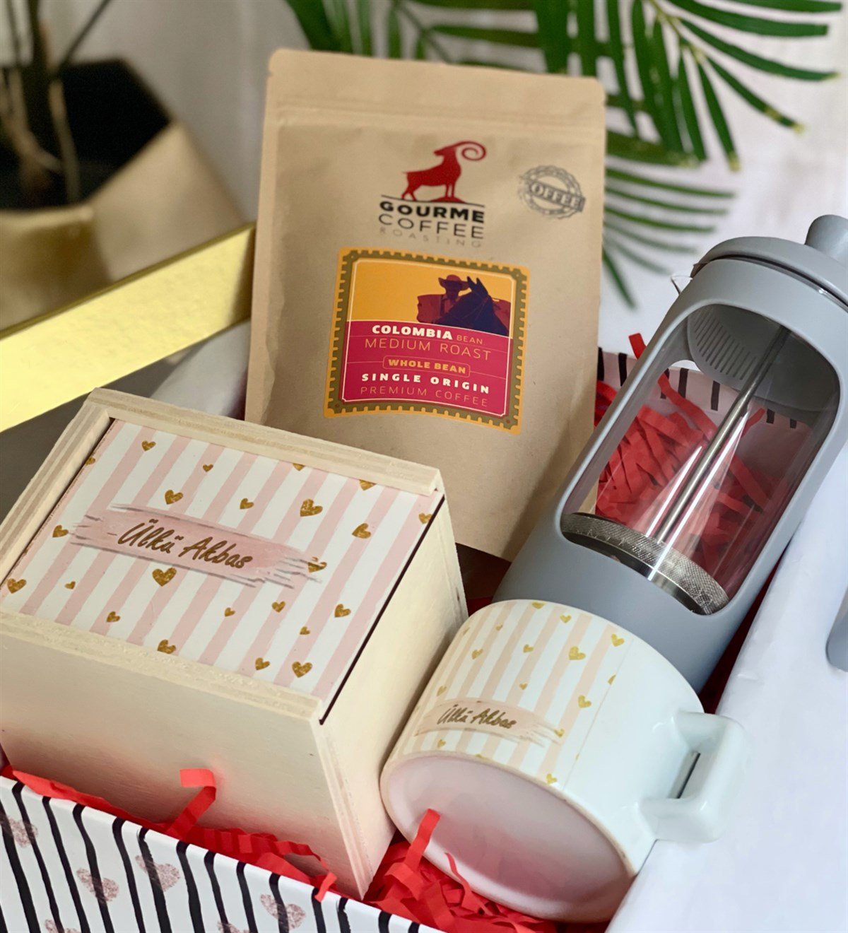 Kişiye Özel Altın Işıltılı Kalp French Press & Filtre Kahveli Sevgiliye Hediye SetiGiftmodaGmhs100182