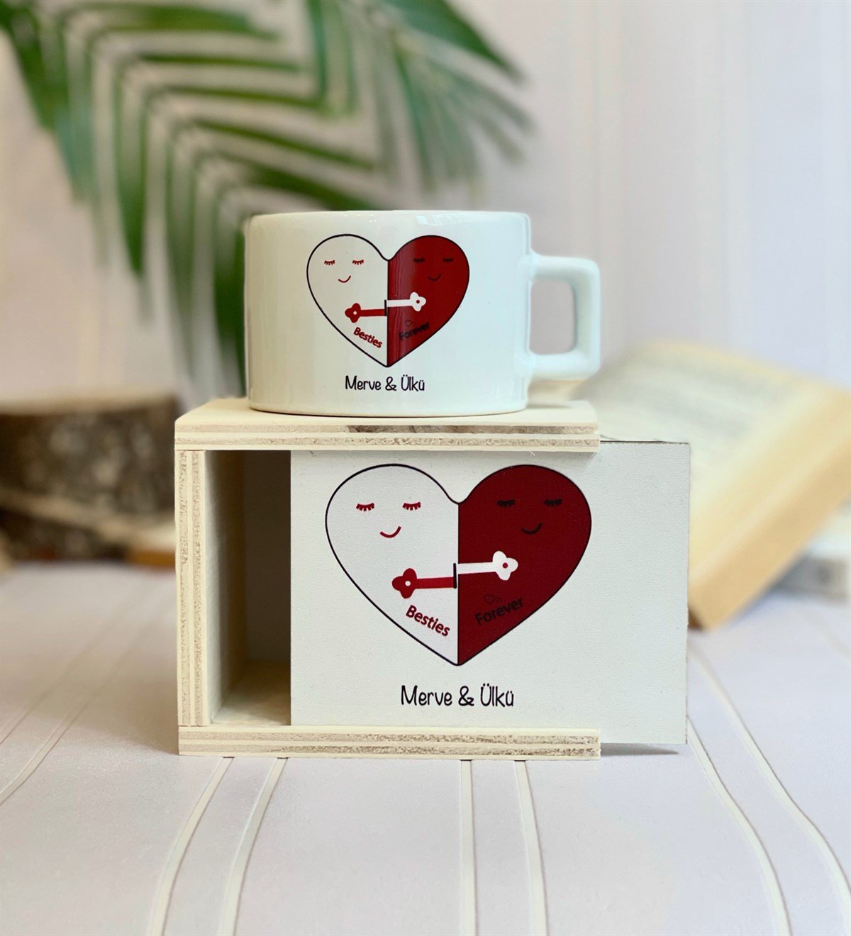 Kişiye Özel Best Friends Forover Tasarımlı Kutulu KupaGiftmodaGmkp100074