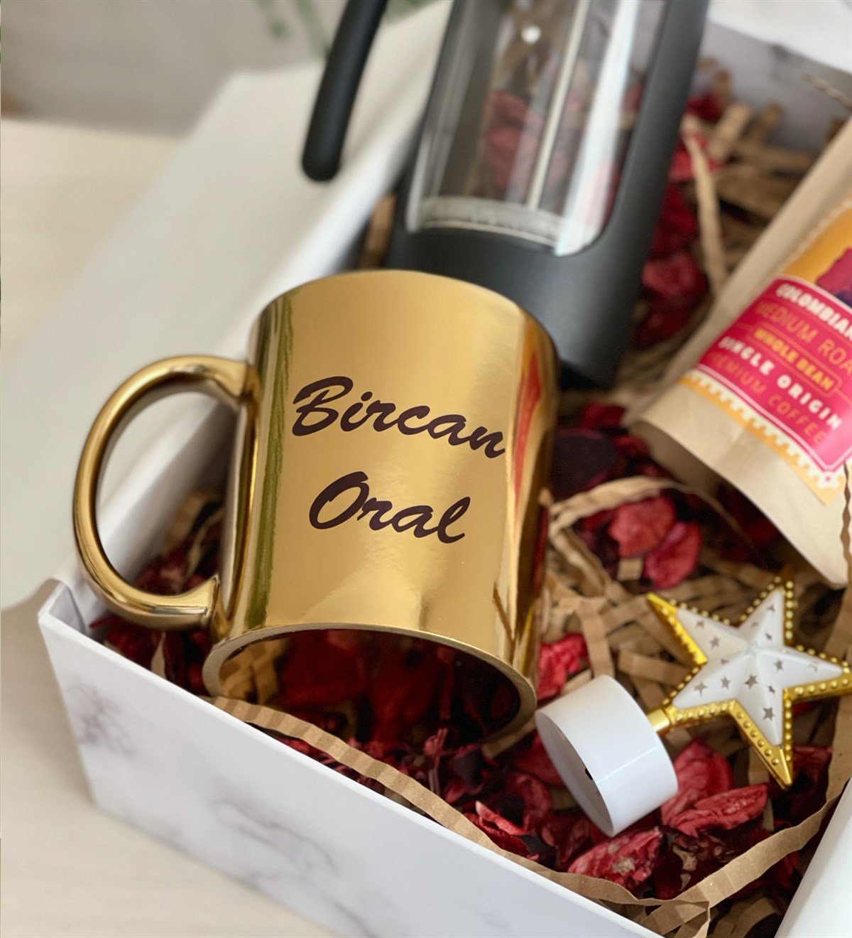 Kişiye Özel Gold Kupa French Press & Filitre Kahve Sevgiliye Hediye SetiGiftmoda Gmhs100346