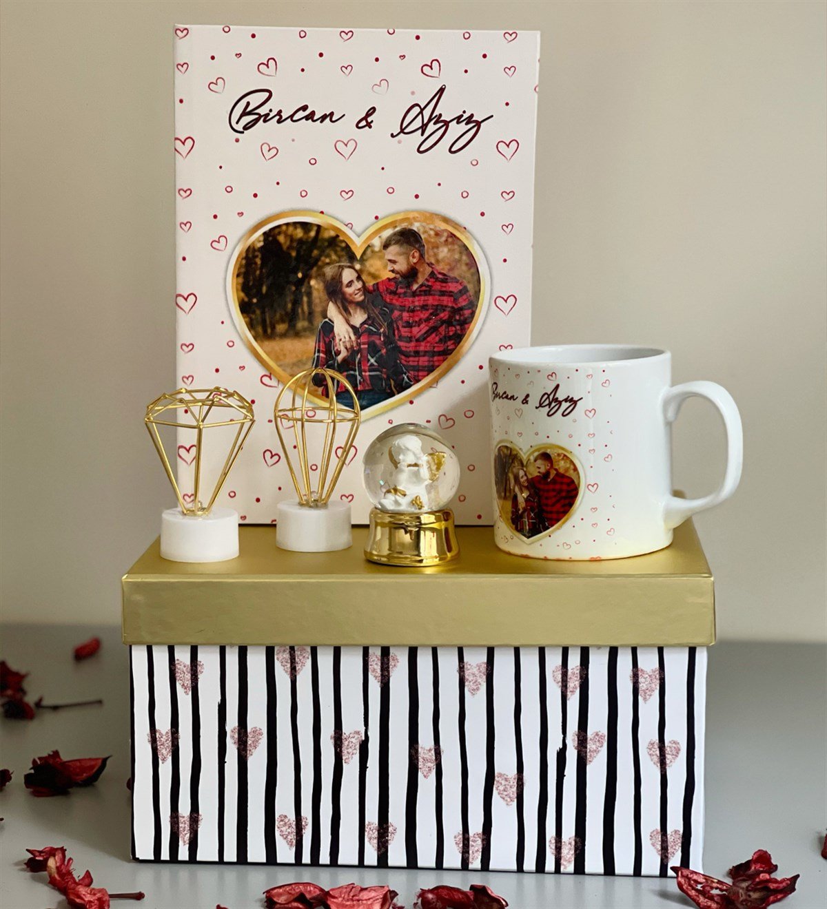 Kişiye Özel Golden Kalp Sevgiliye Hediye SetiGiftmodaGmhs100175